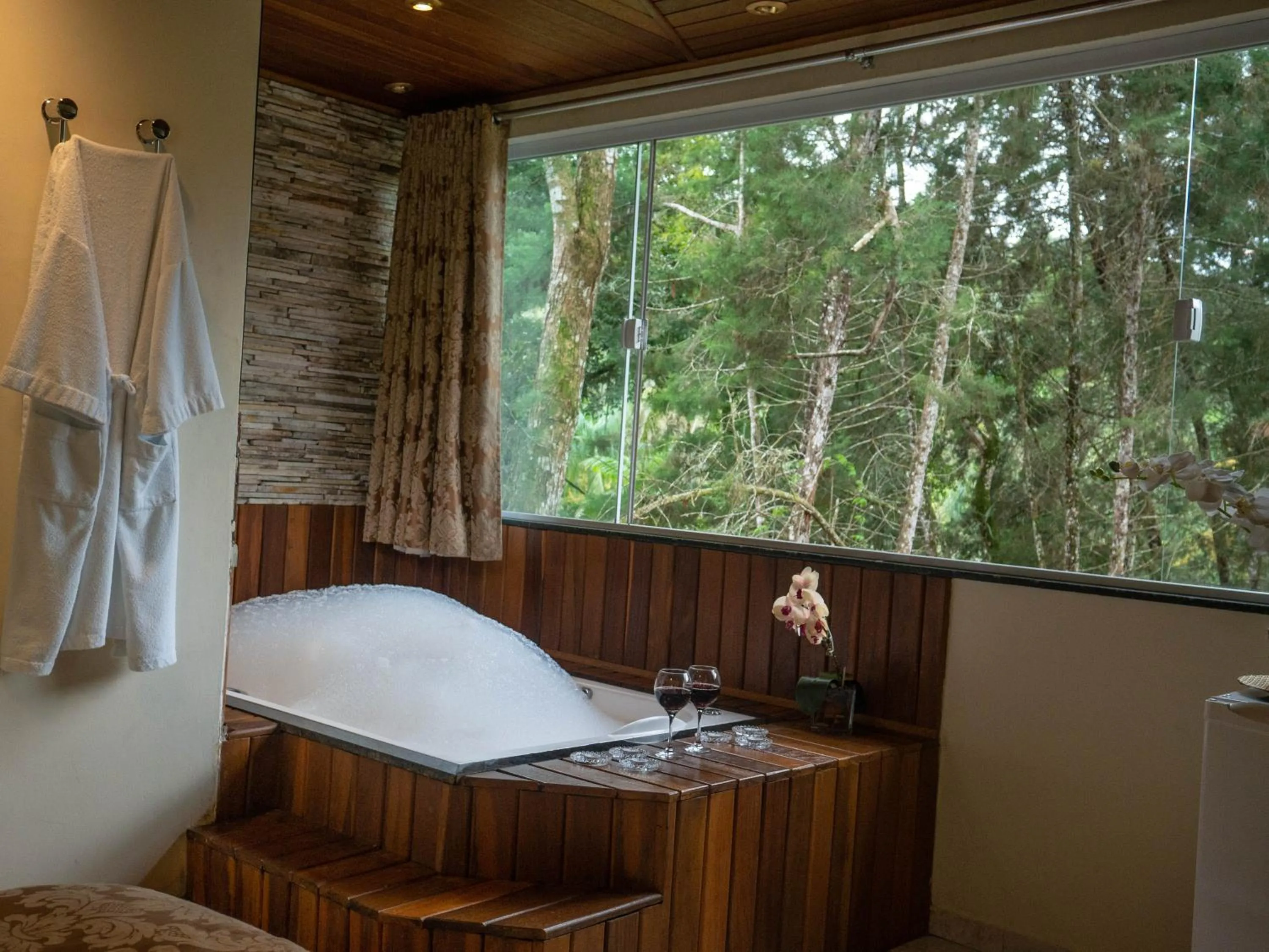 Hot Tub in Recanto de Moriá