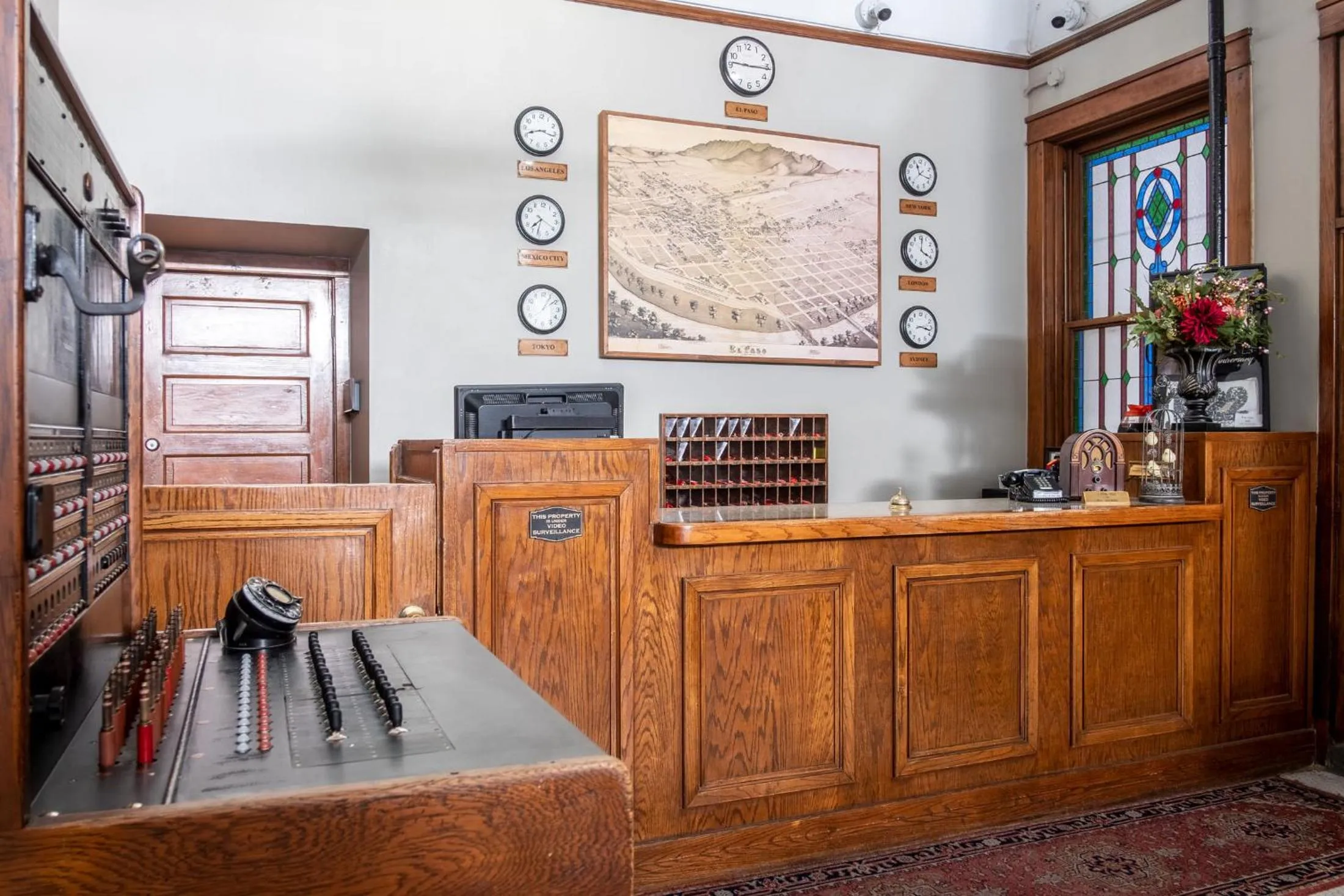 Lobby or reception in Gardner Hotel & Hostel