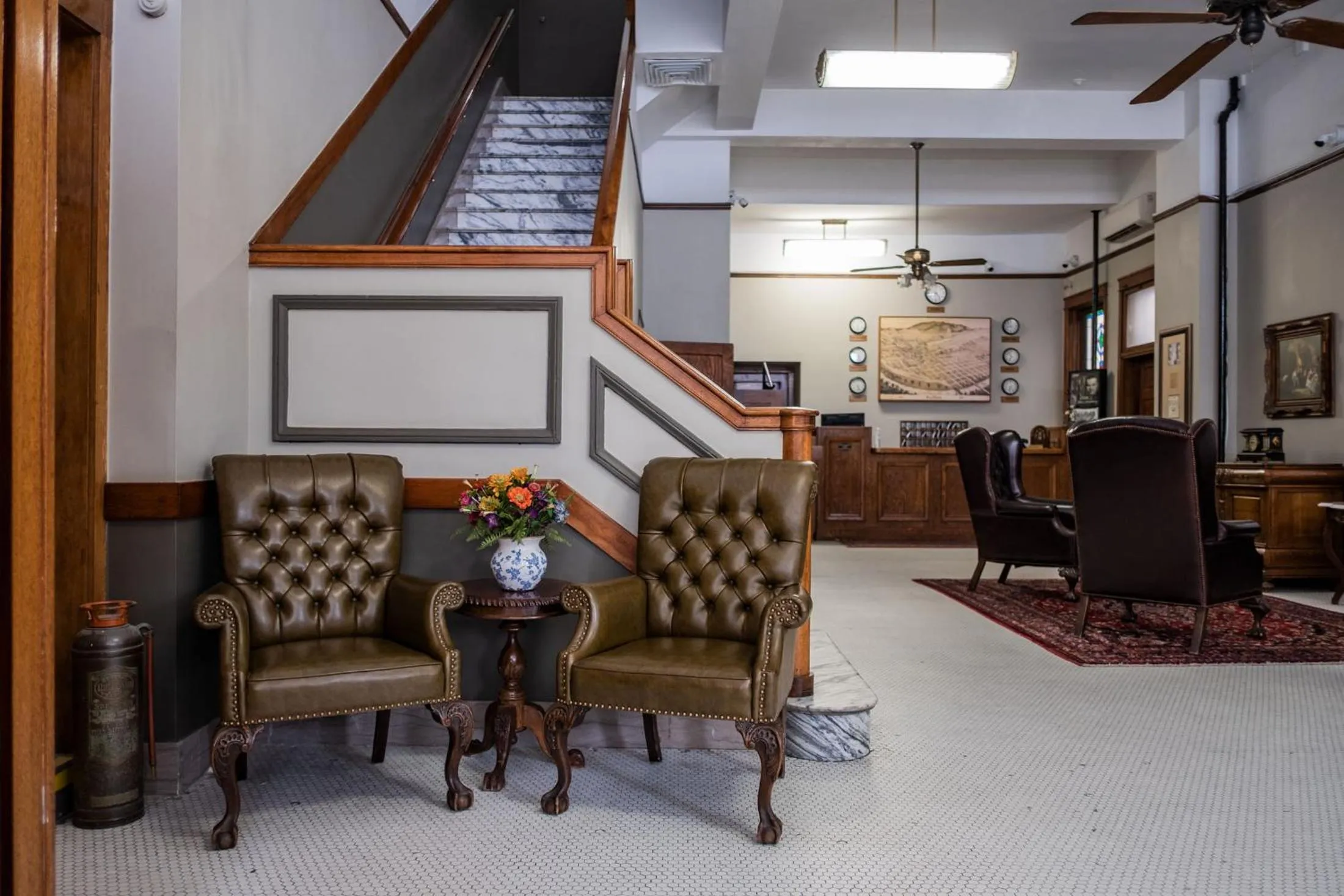 Lobby or reception in Gardner Hotel & Hostel