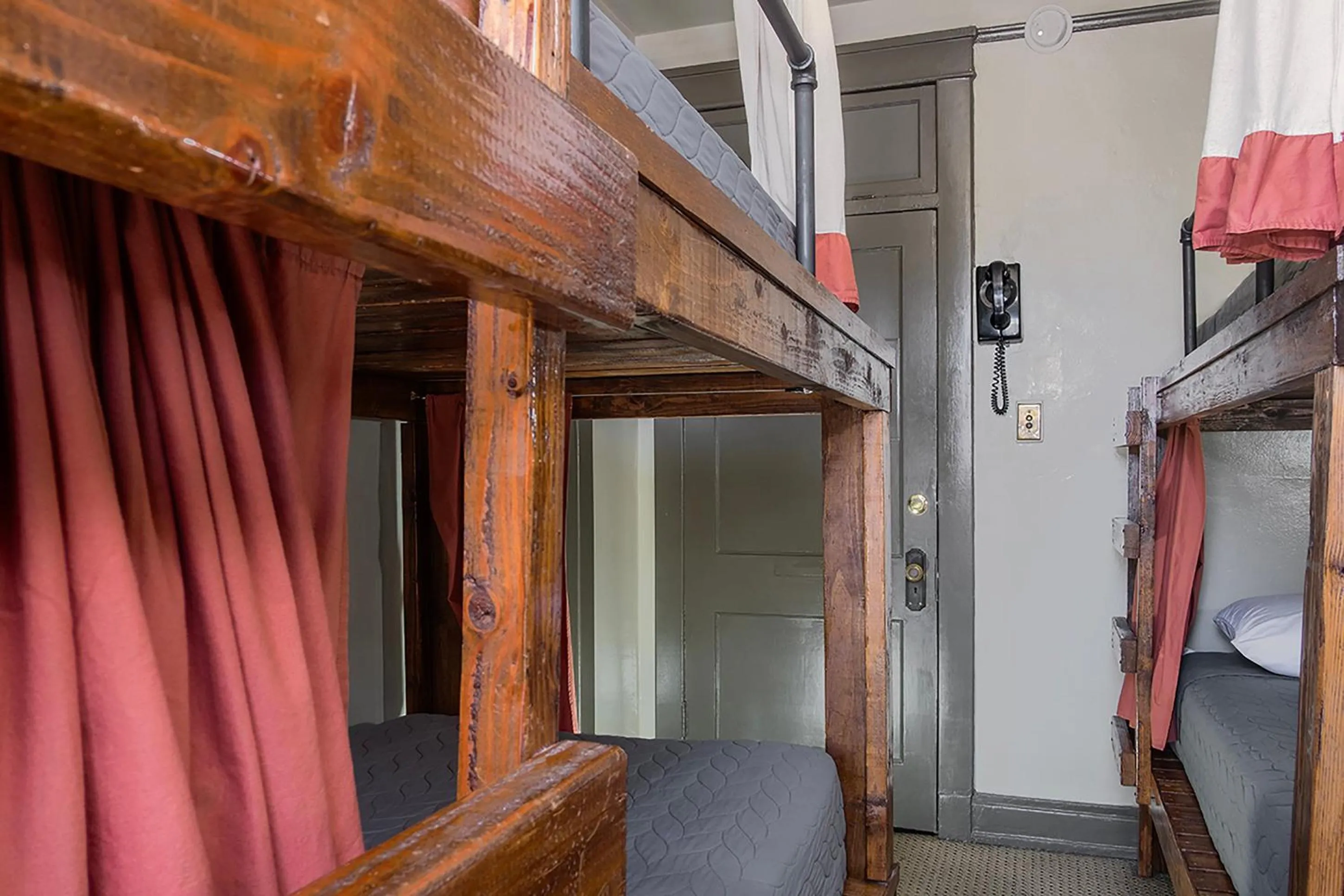 bunk bed in Gardner Hotel & Hostel