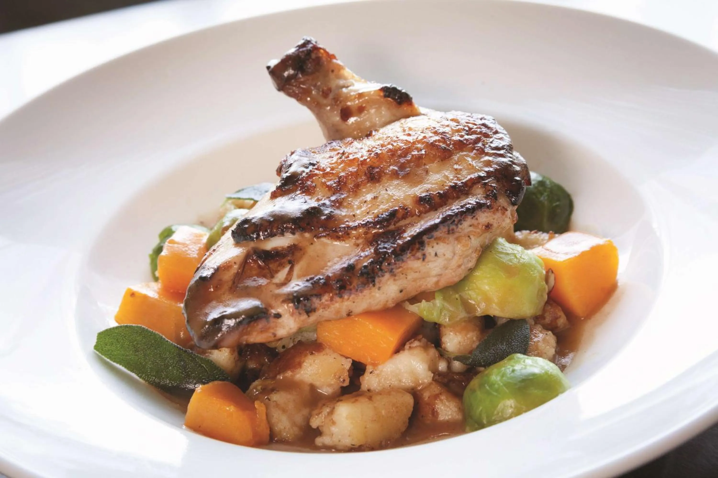 Restaurant/places to eat in Embassy Suites Portland/Hillsboro