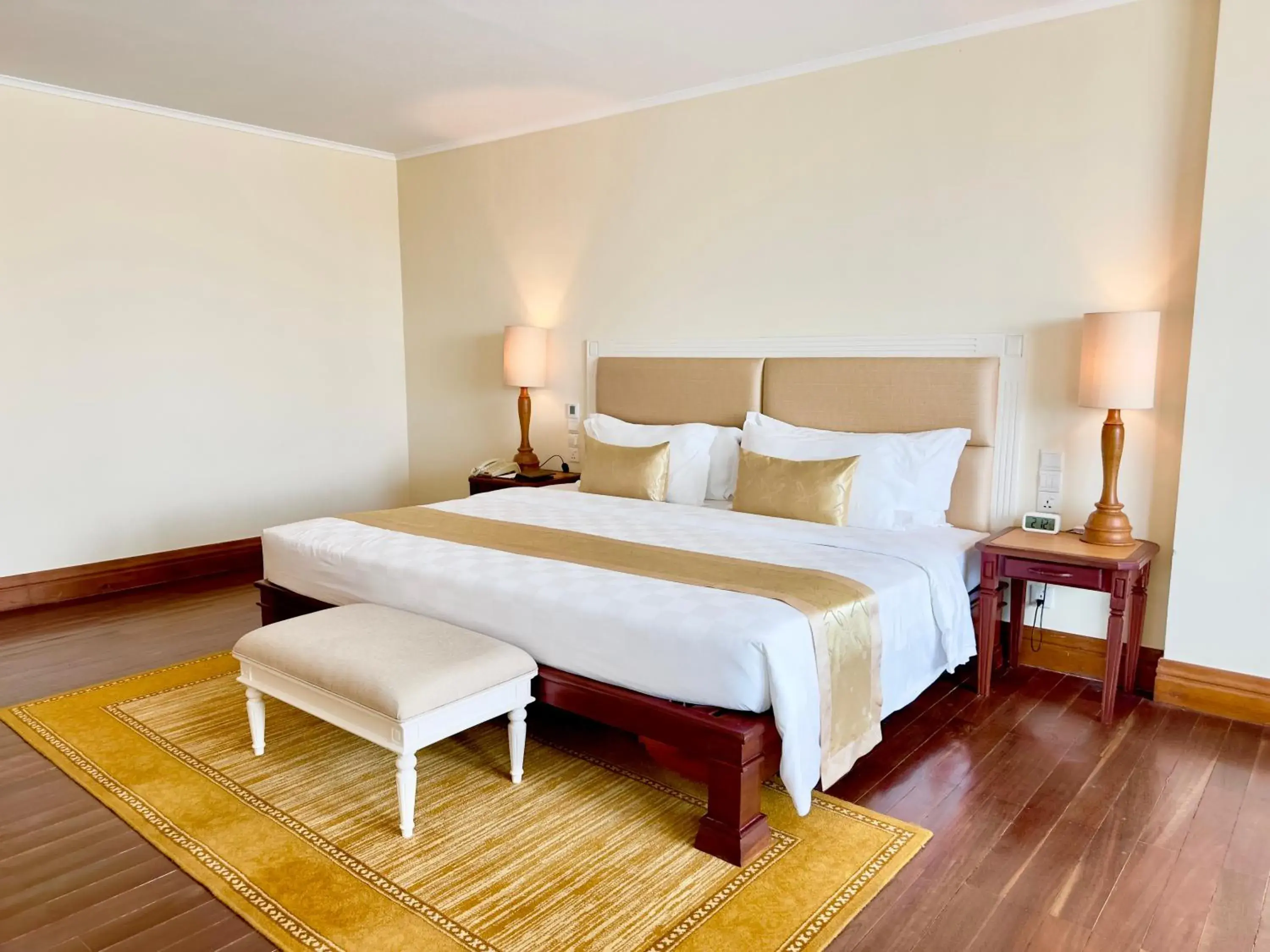 Bed in Sokha Phnom Penh Residence Bed in Sokha Phnom Penh Residence