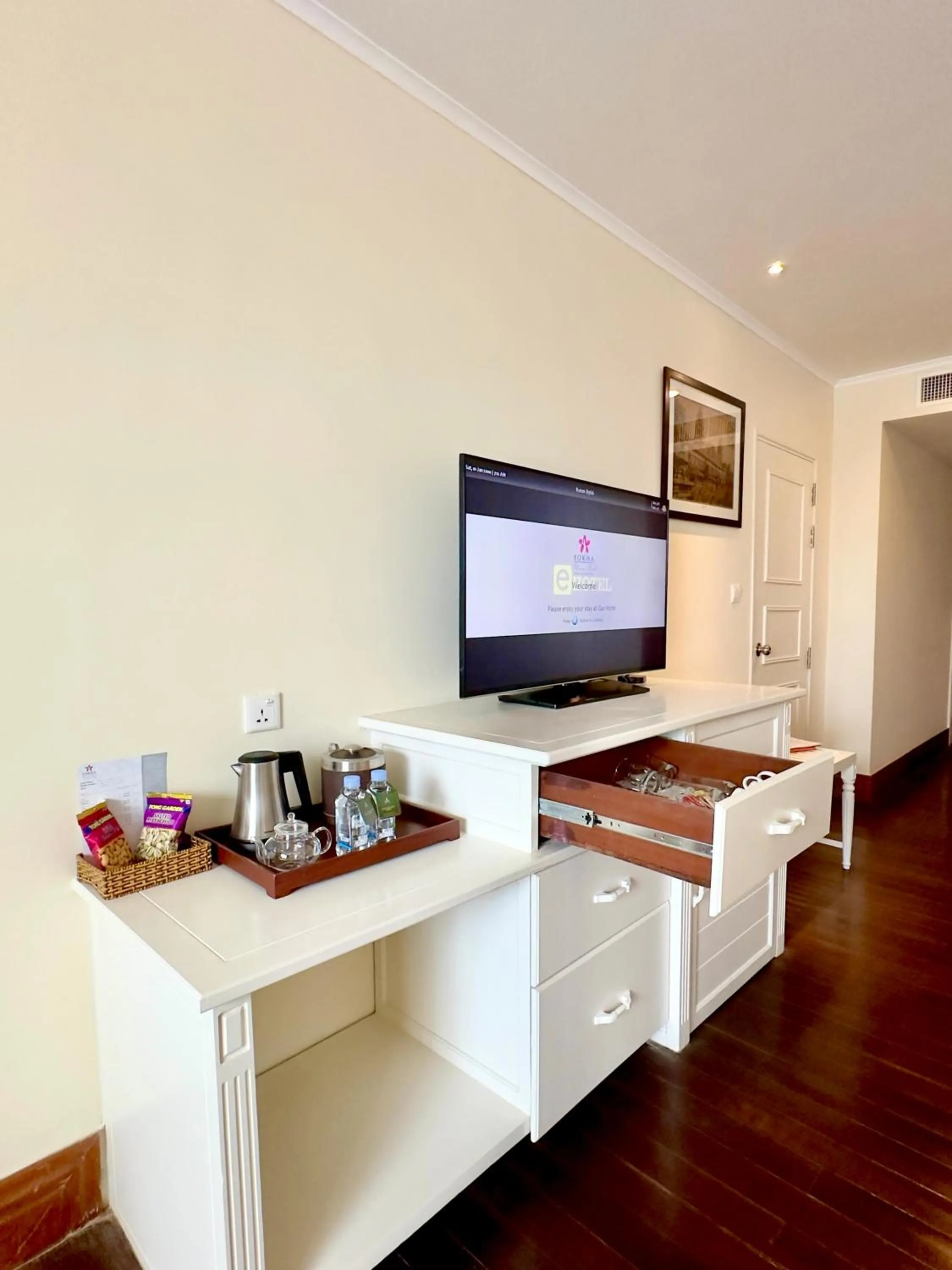 TV and multimedia in Sokha Phnom Penh Residence