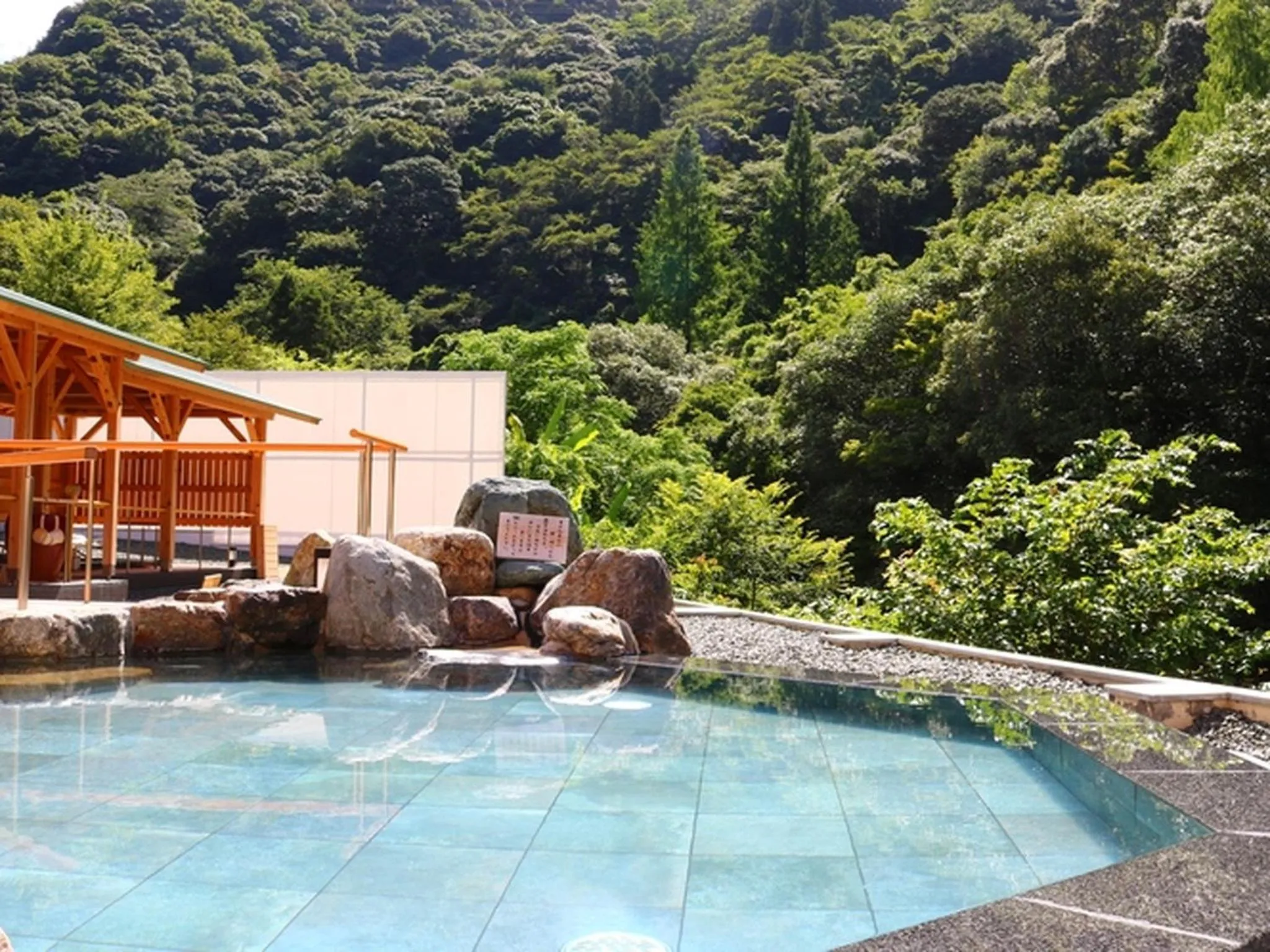 Hot Spring Bath in Okudogo Ichiyunomori