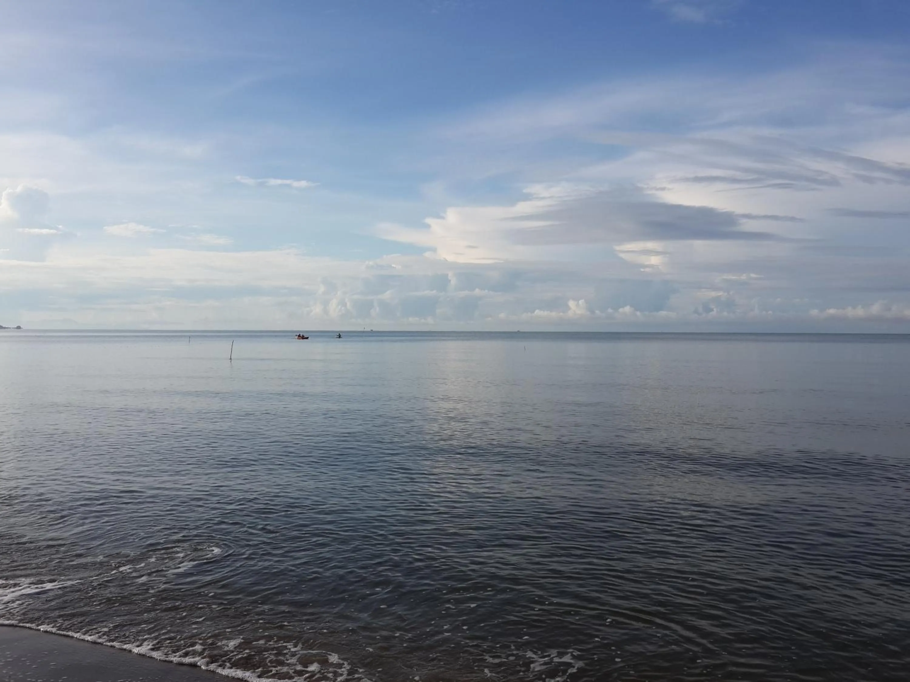 Beach in Chaiwat Resort