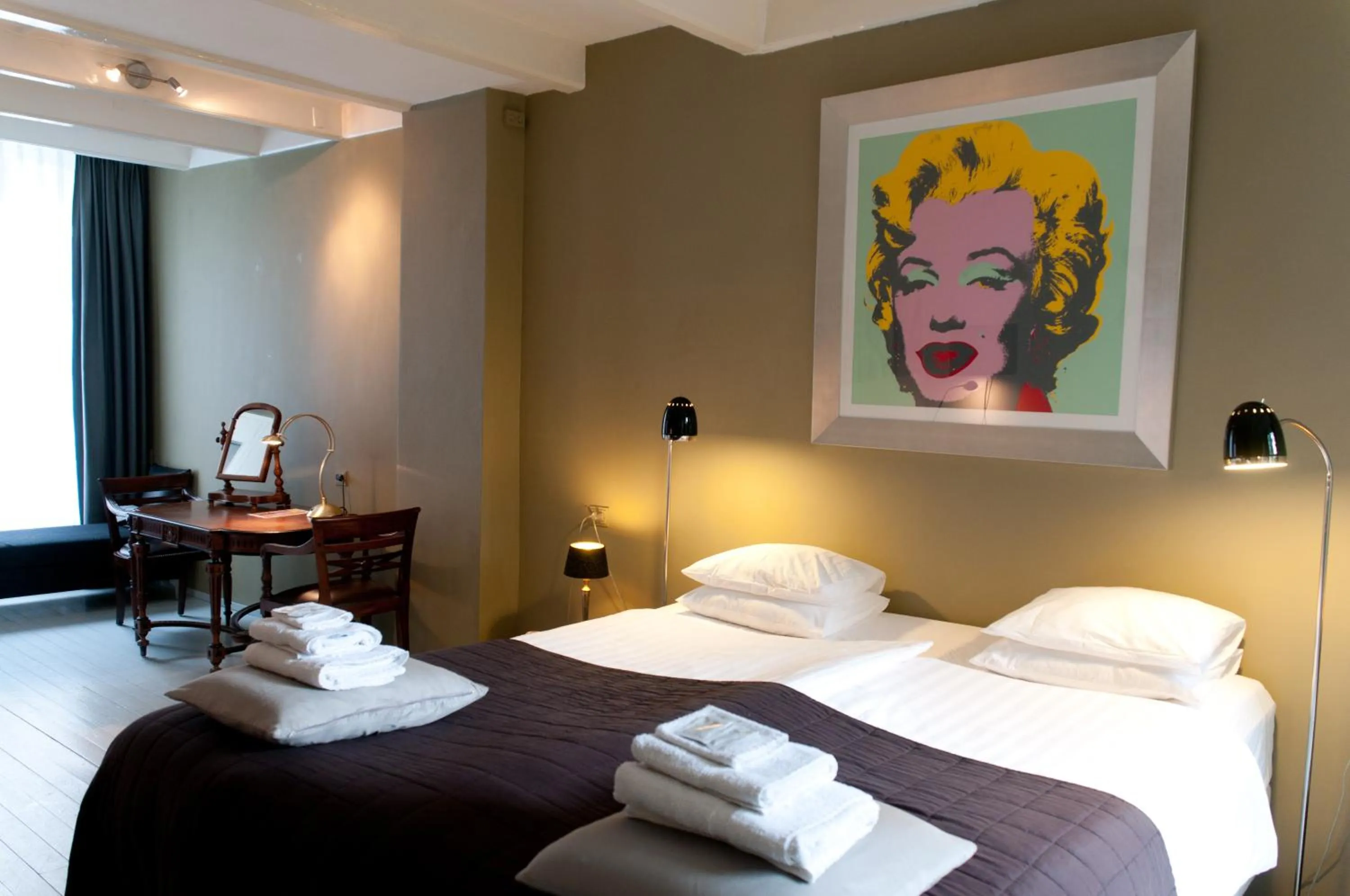 Photo of the whole room, Bed in Bed & Breakfast WestViolet