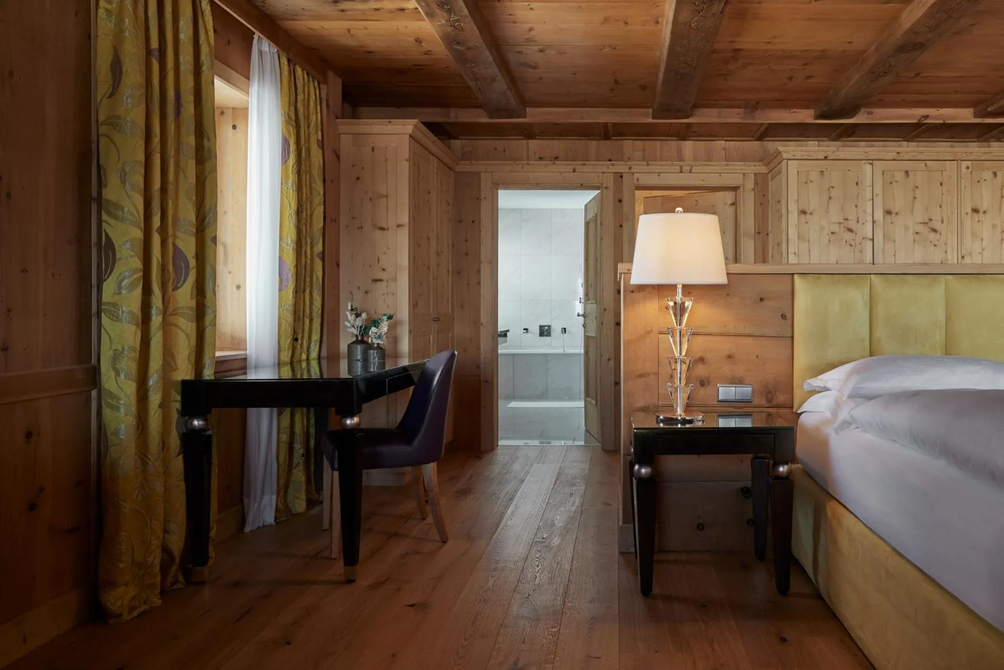 Bed in TOP Hotel Hochgurgl