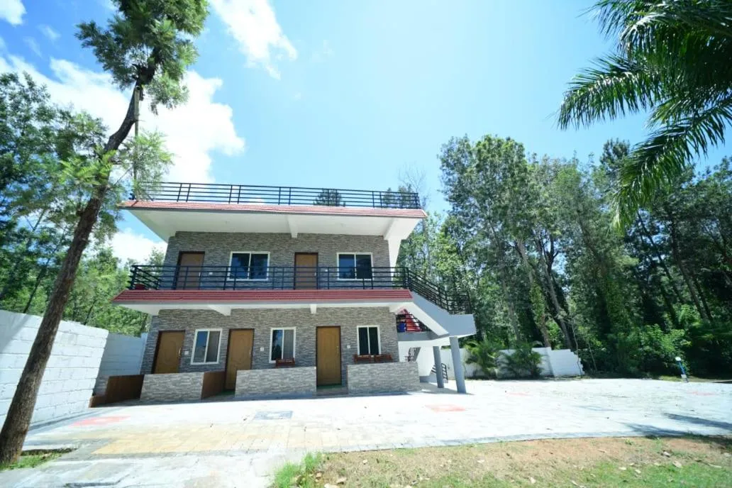 Property building in SIPAYI RESORT COORG