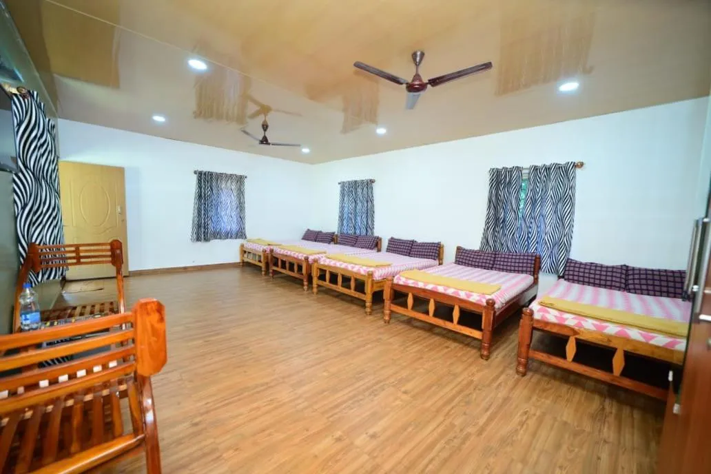 Bed in SIPAYI RESORT COORG