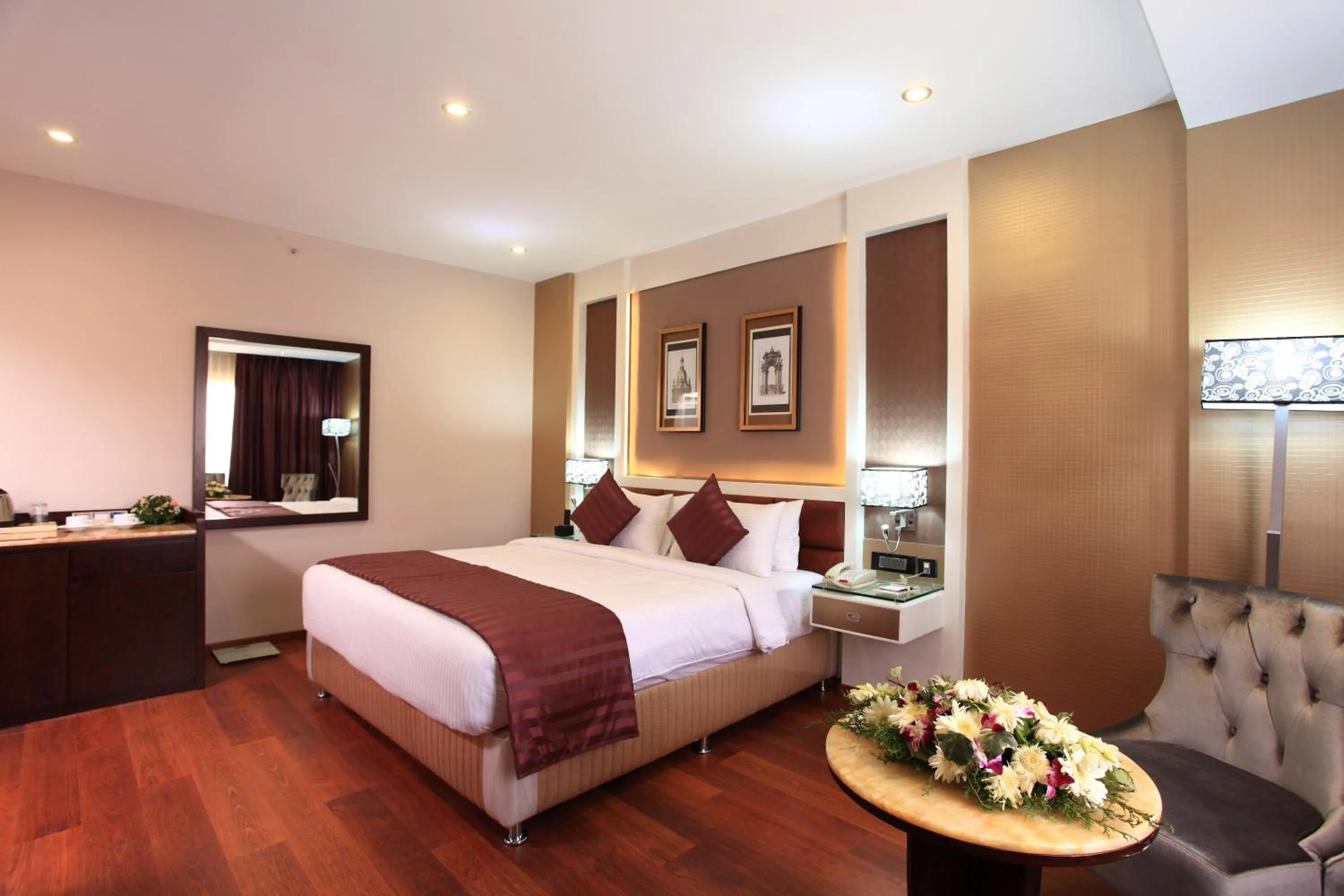 Photo of the whole room in The Pgs Vedanta