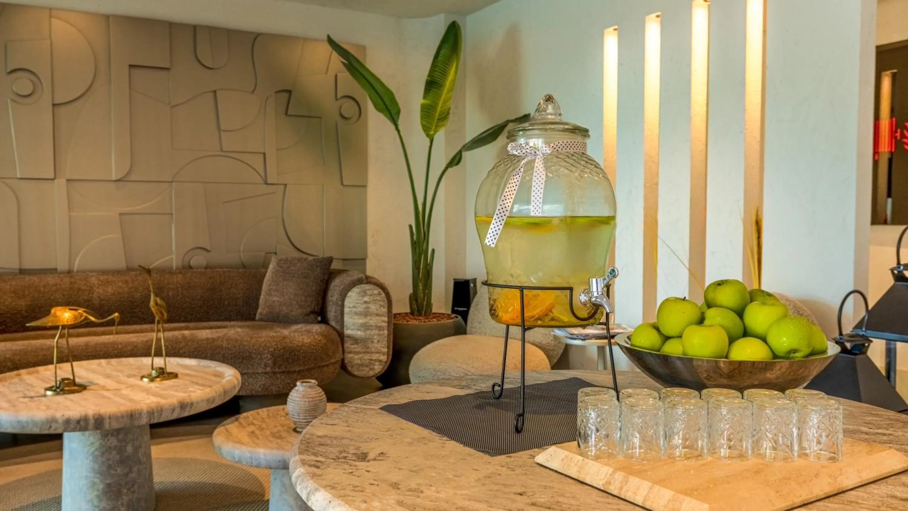 Lobby or reception in Four Hills Hotel