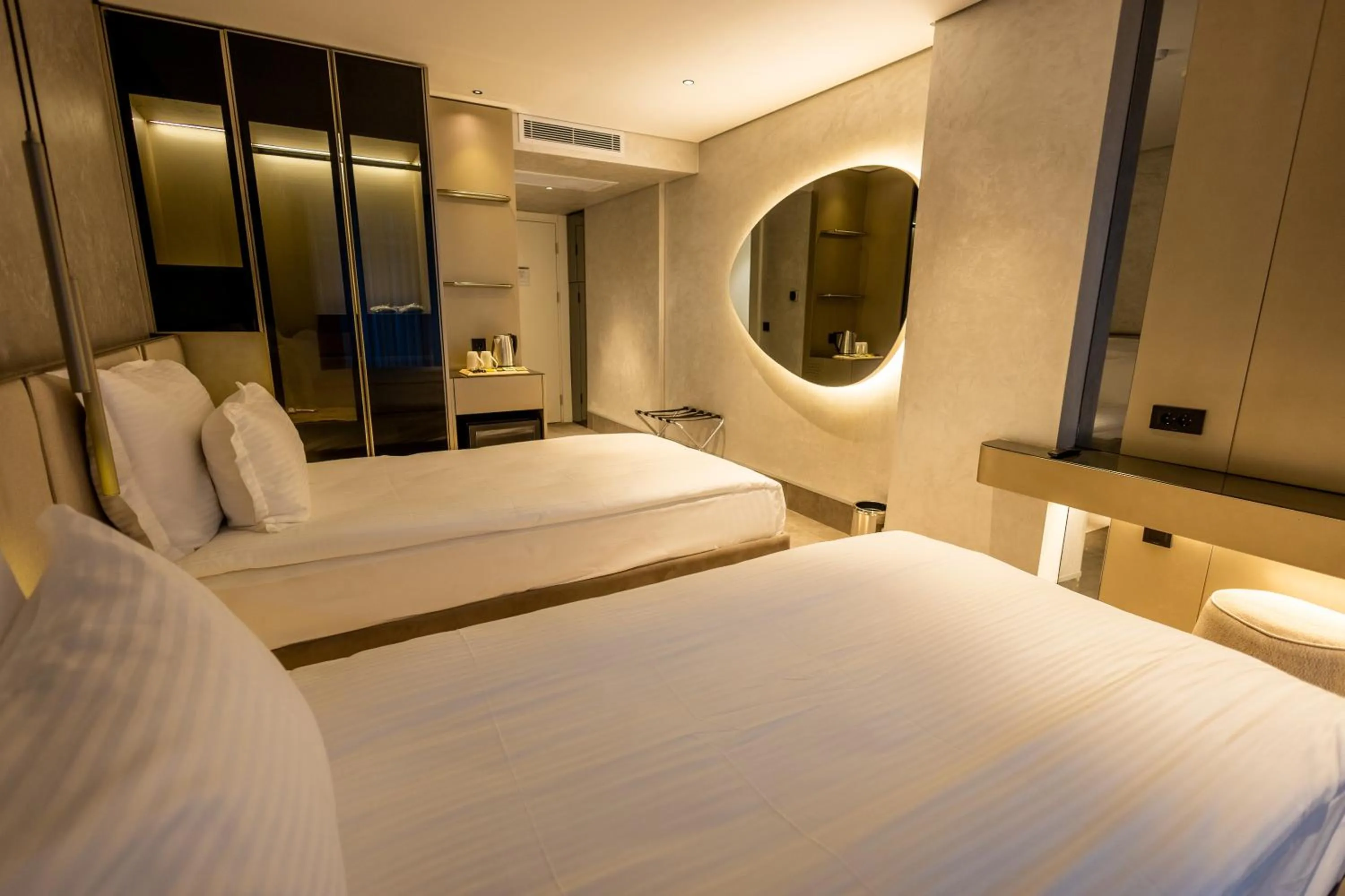 Bed in Four Hills Hotel