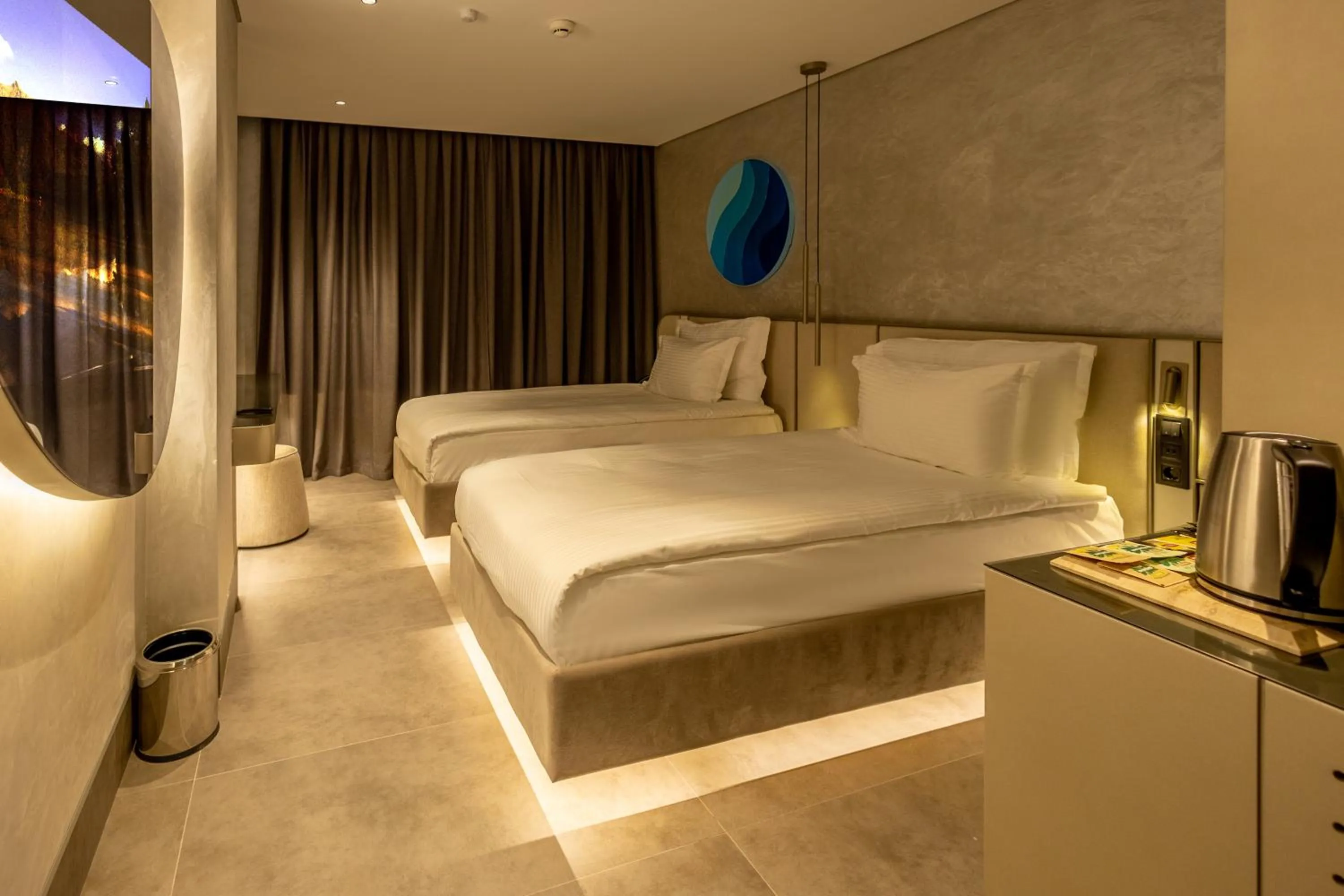 Bed in Four Hills Hotel