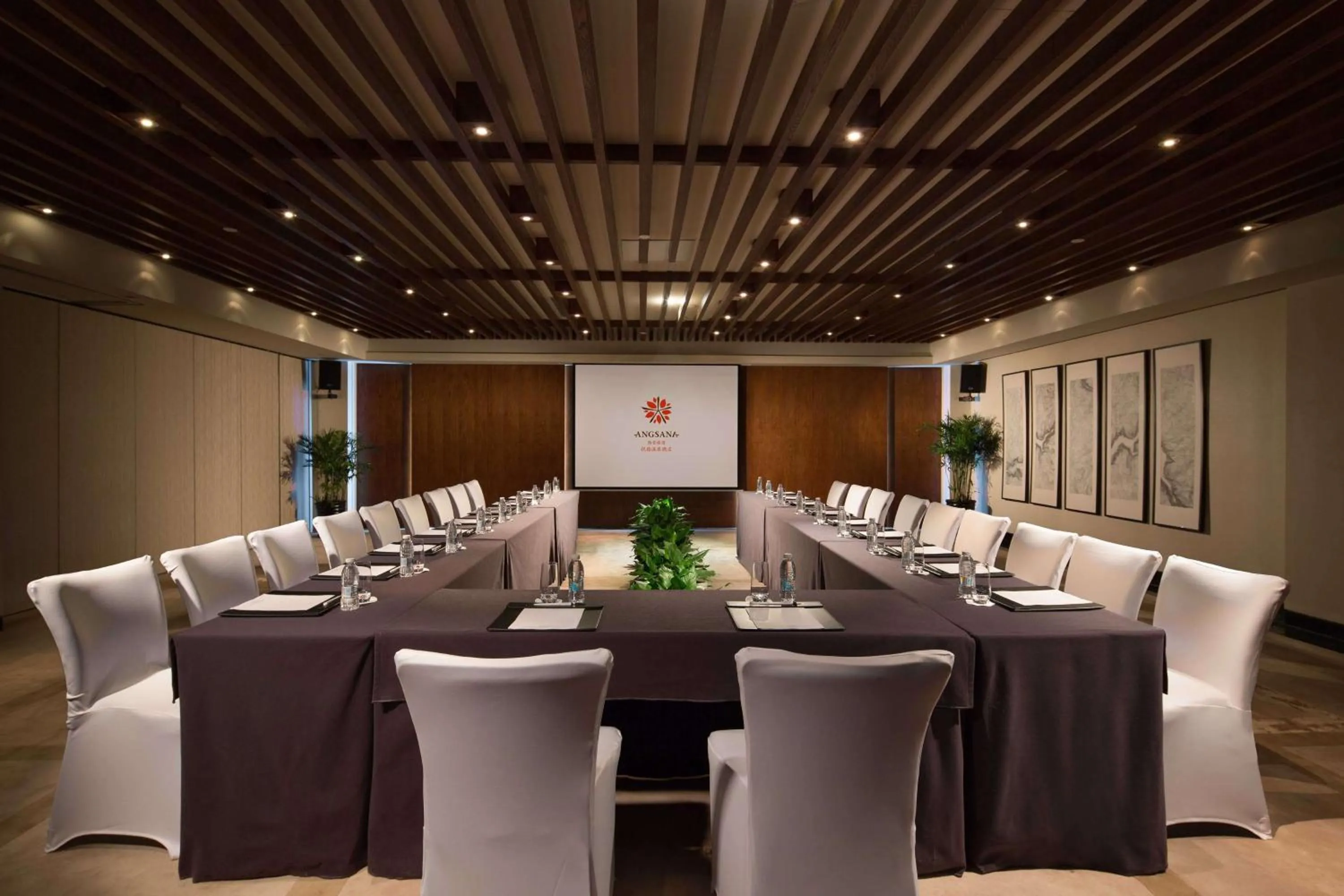 Meeting/conference room in Angsana Xian Lintong Hotel