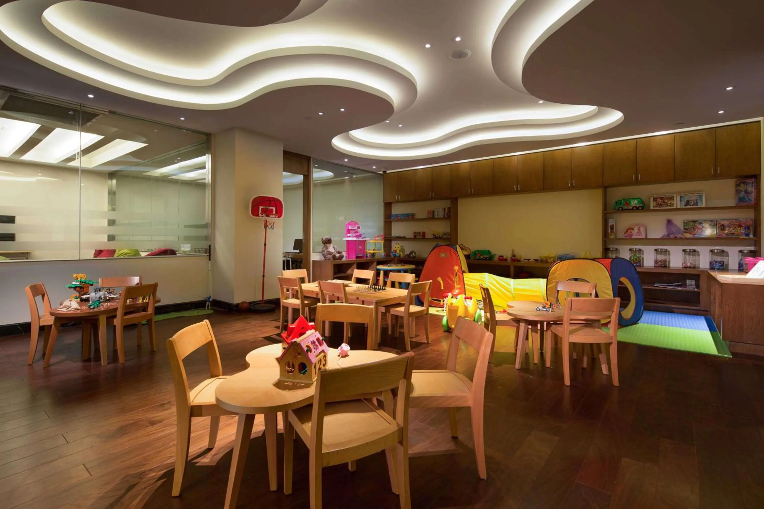 Sports, Restaurant/Places to Eat in Angsana Xian Lintong Hotel