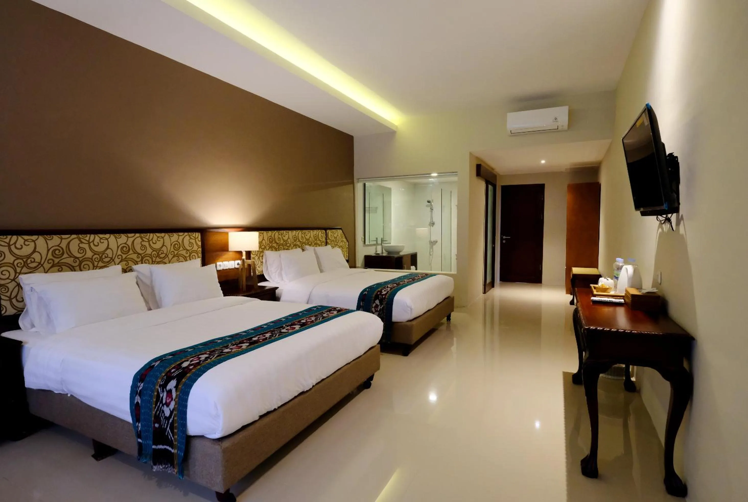 Bedroom, Bed in The Nalaya Hotel & Resto