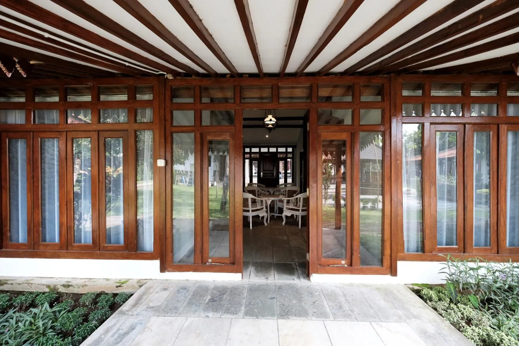 Balcony/Terrace in The Nalaya Hotel & Resto