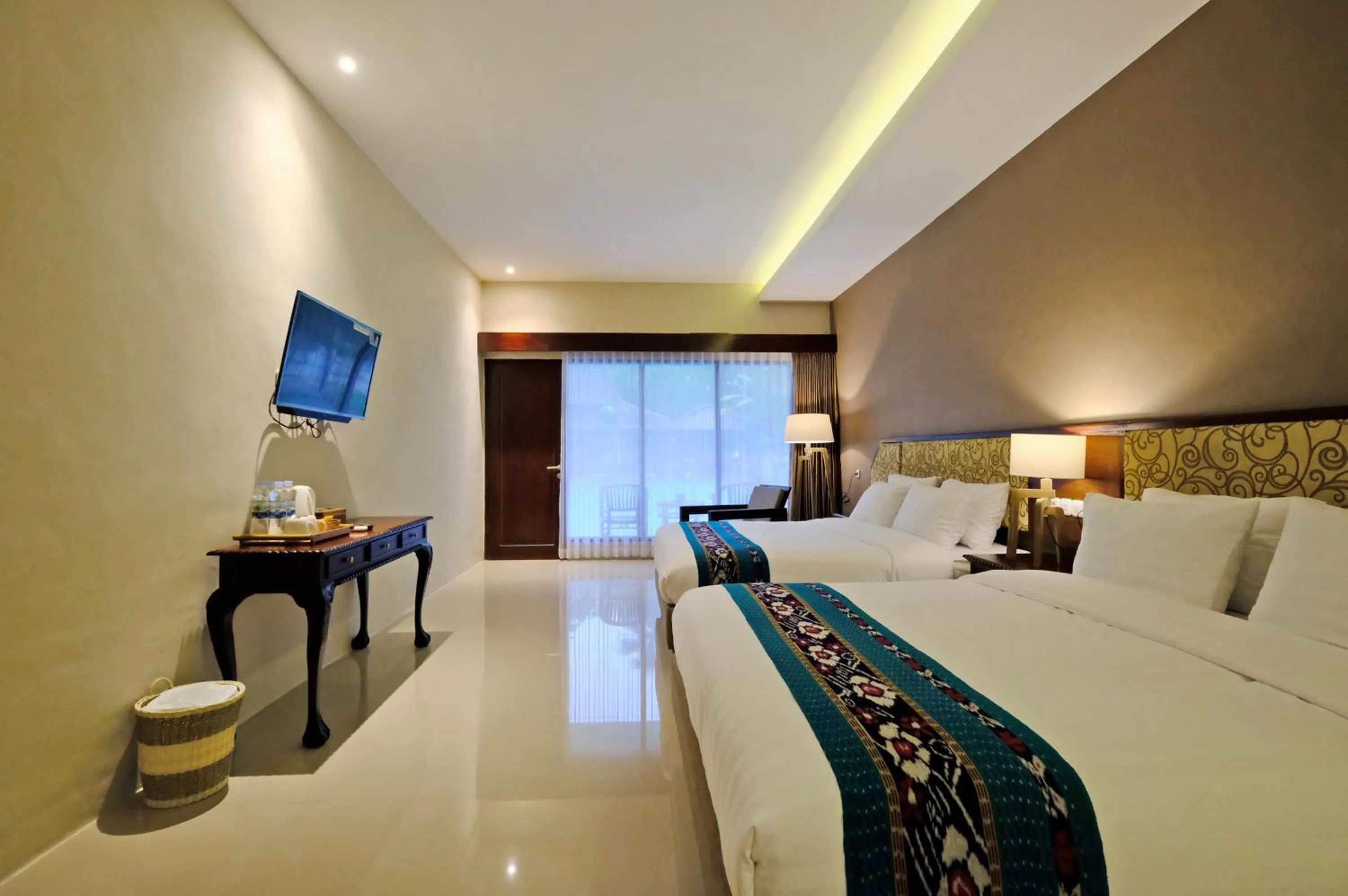 Bedroom, Bed in The Nalaya Hotel & Resto