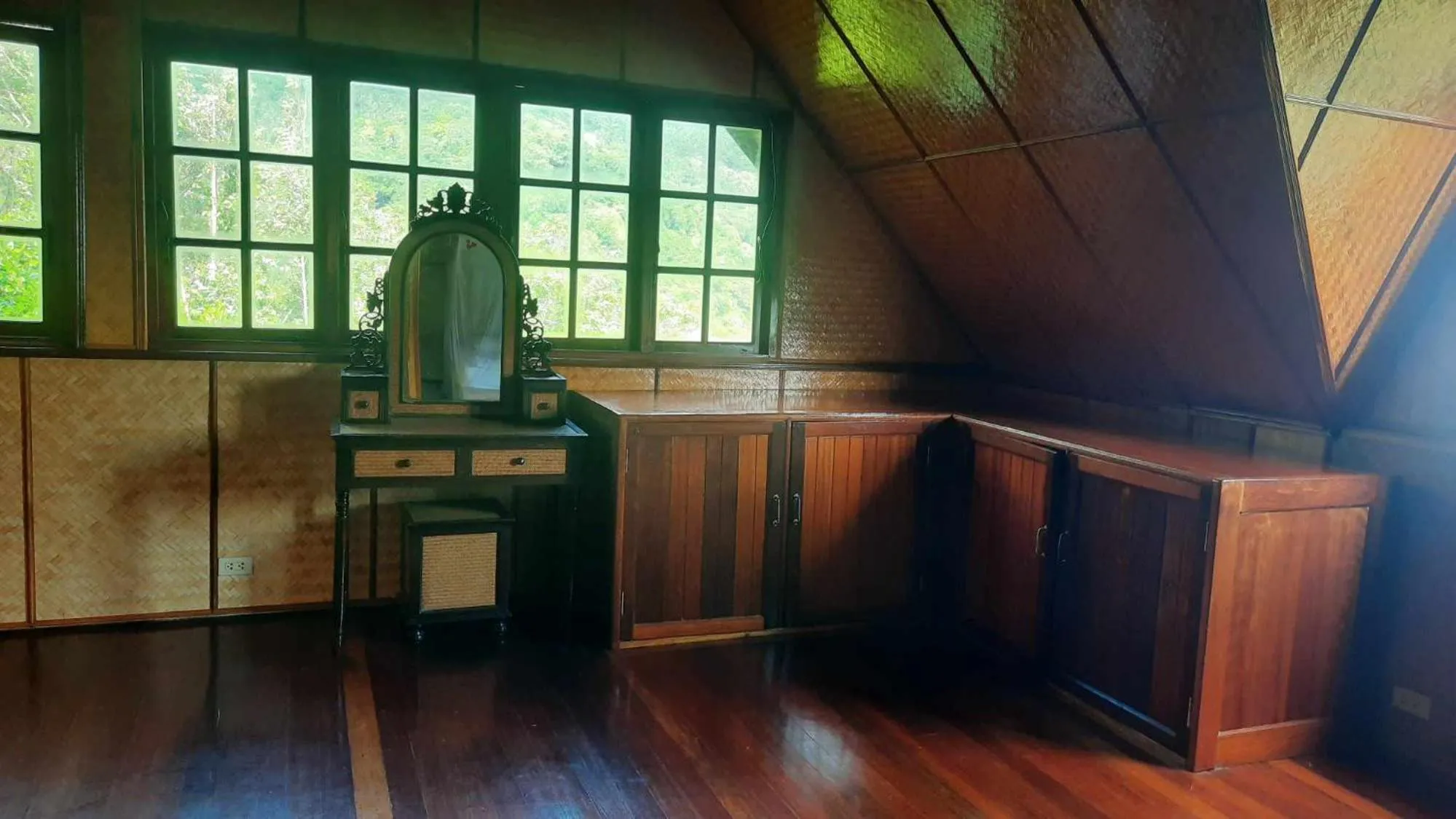 Hin Wong Apartments Dive & Snorkel Resort