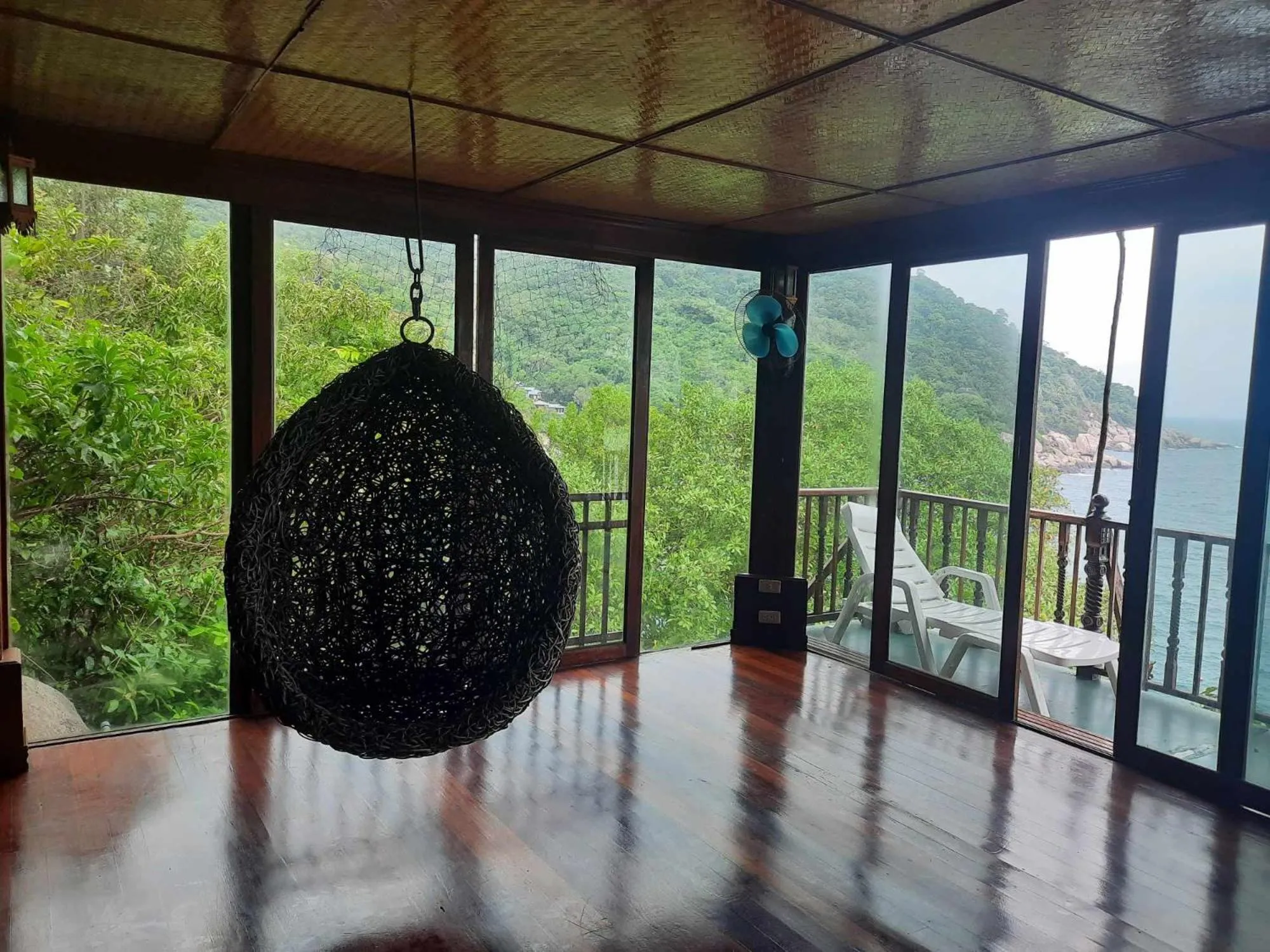 Hin Wong Apartments Dive & Snorkel Resort