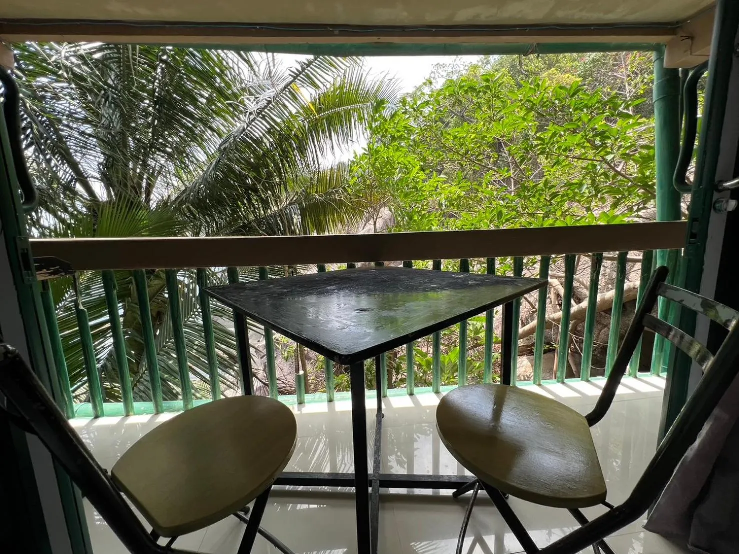 Hin Wong Apartments Dive & Snorkel Resort