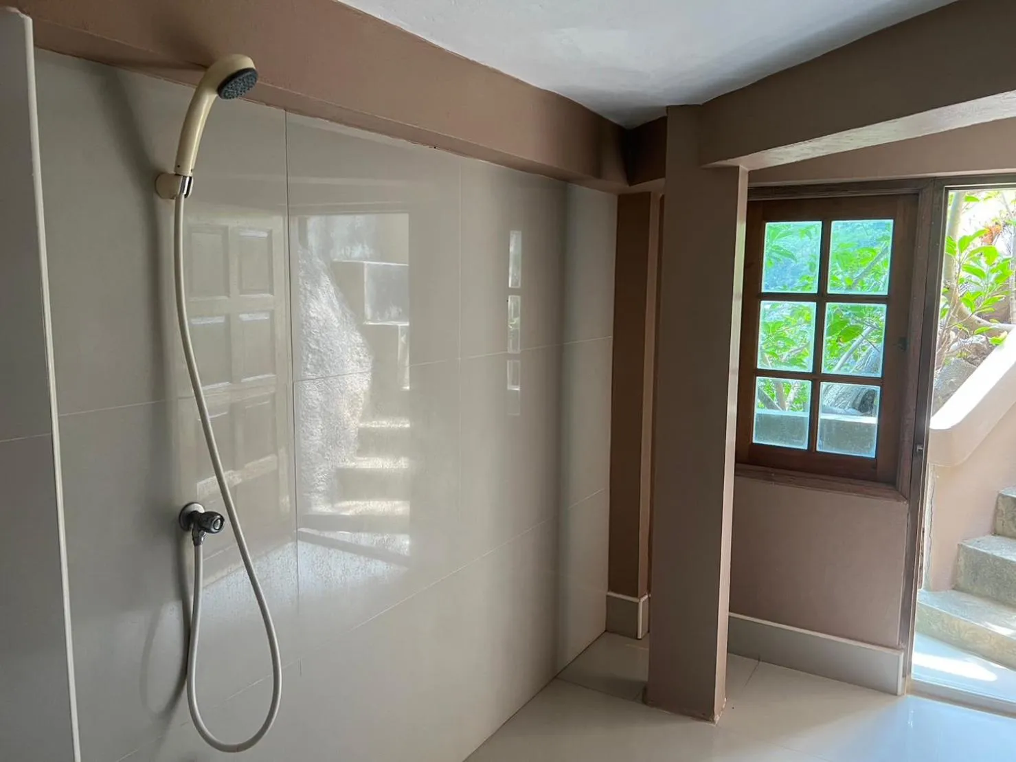 Hin Wong Apartments Dive & Snorkel Resort