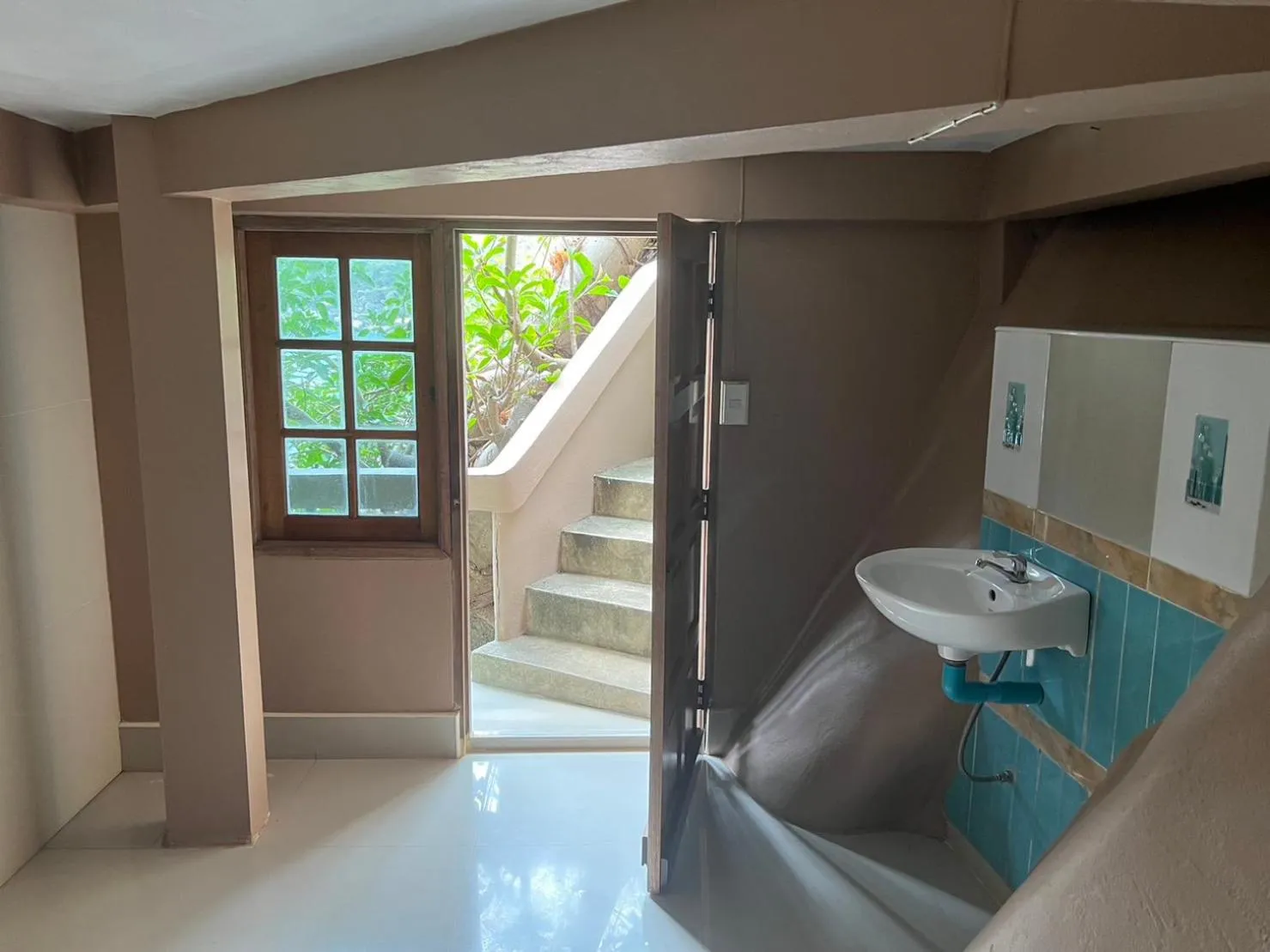 Hin Wong Apartments Dive & Snorkel Resort