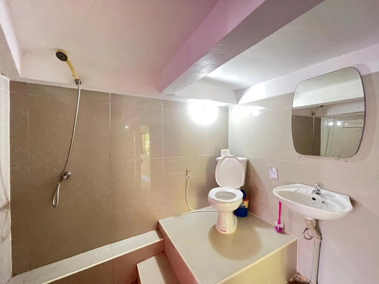 Hin Wong Apartments Dive & Snorkel Resort