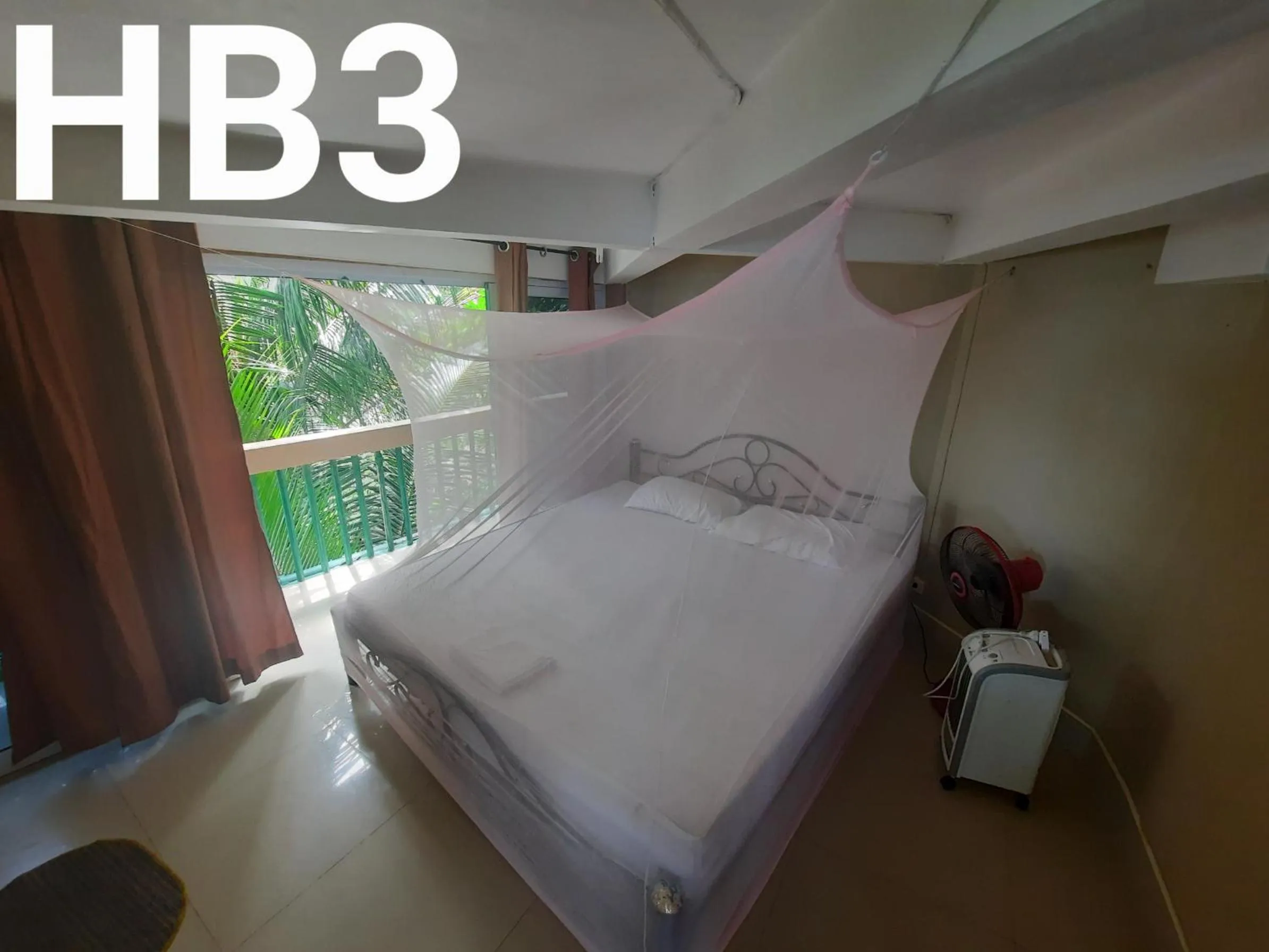 Bed in Hin Wong Apartments Dive & Snorkel Resort