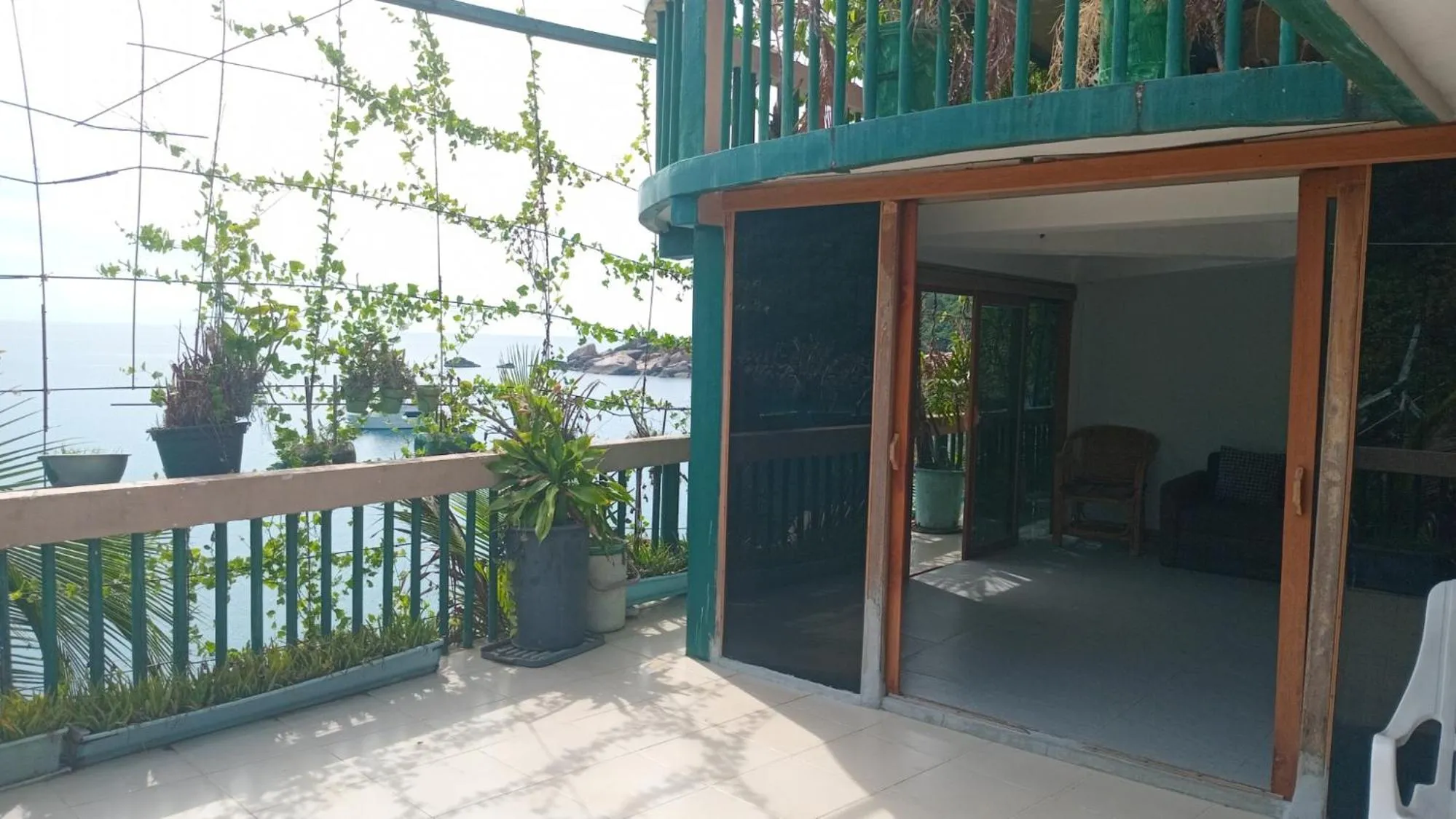 Hin Wong Apartments Dive & Snorkel Resort