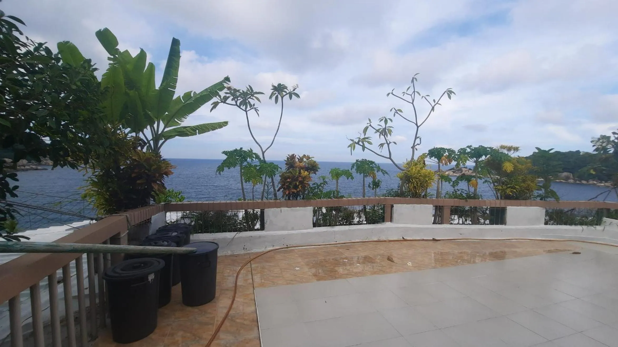 Hin Wong Apartments Dive & Snorkel Resort