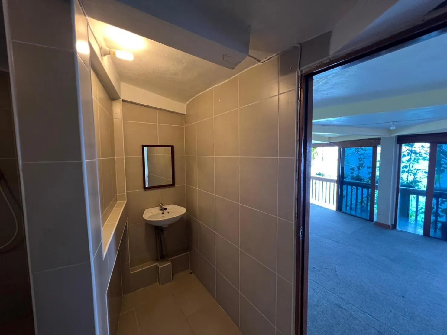 Hin Wong Apartments Dive & Snorkel Resort