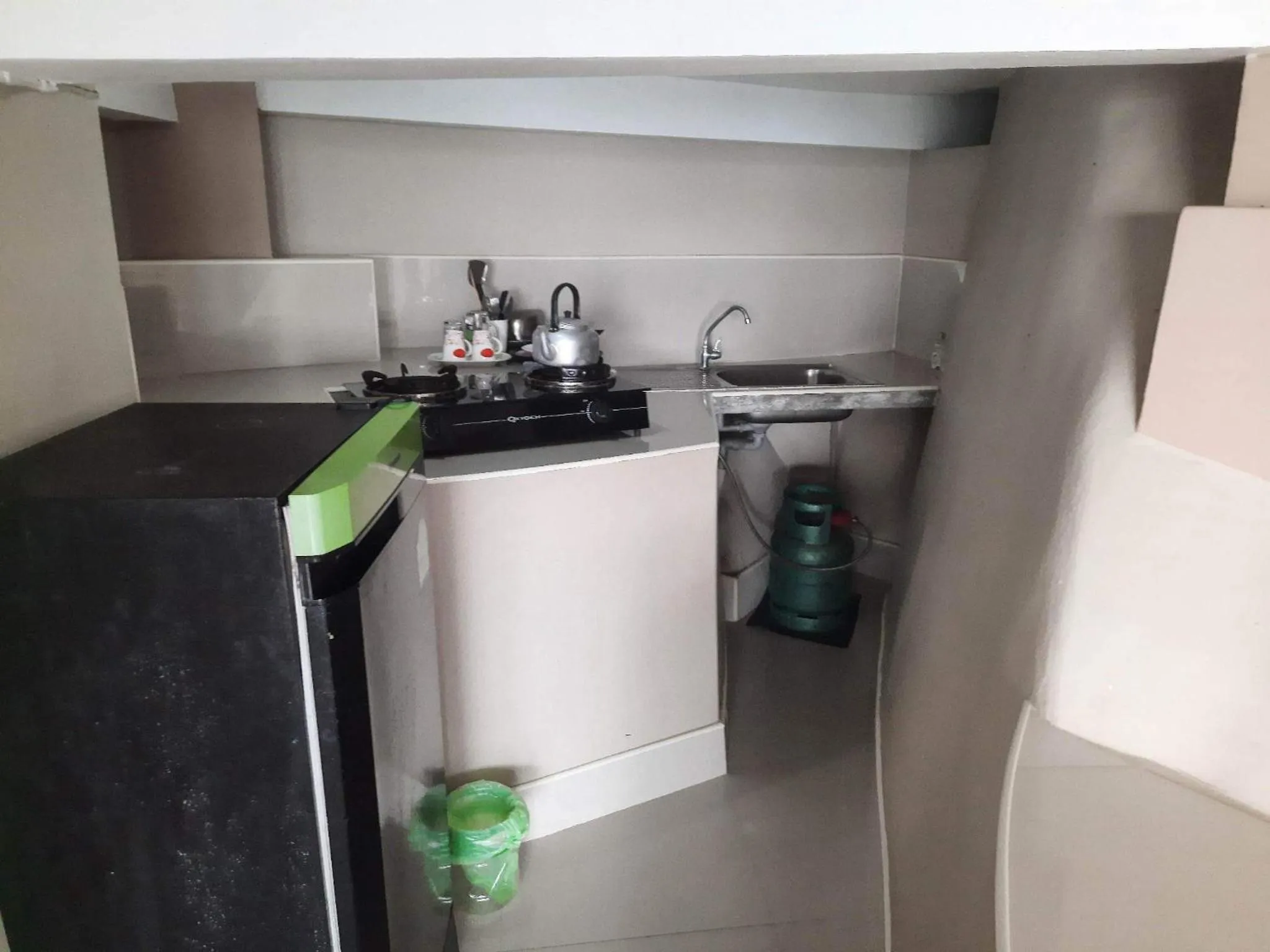 Hin Wong Apartments Dive & Snorkel Resort