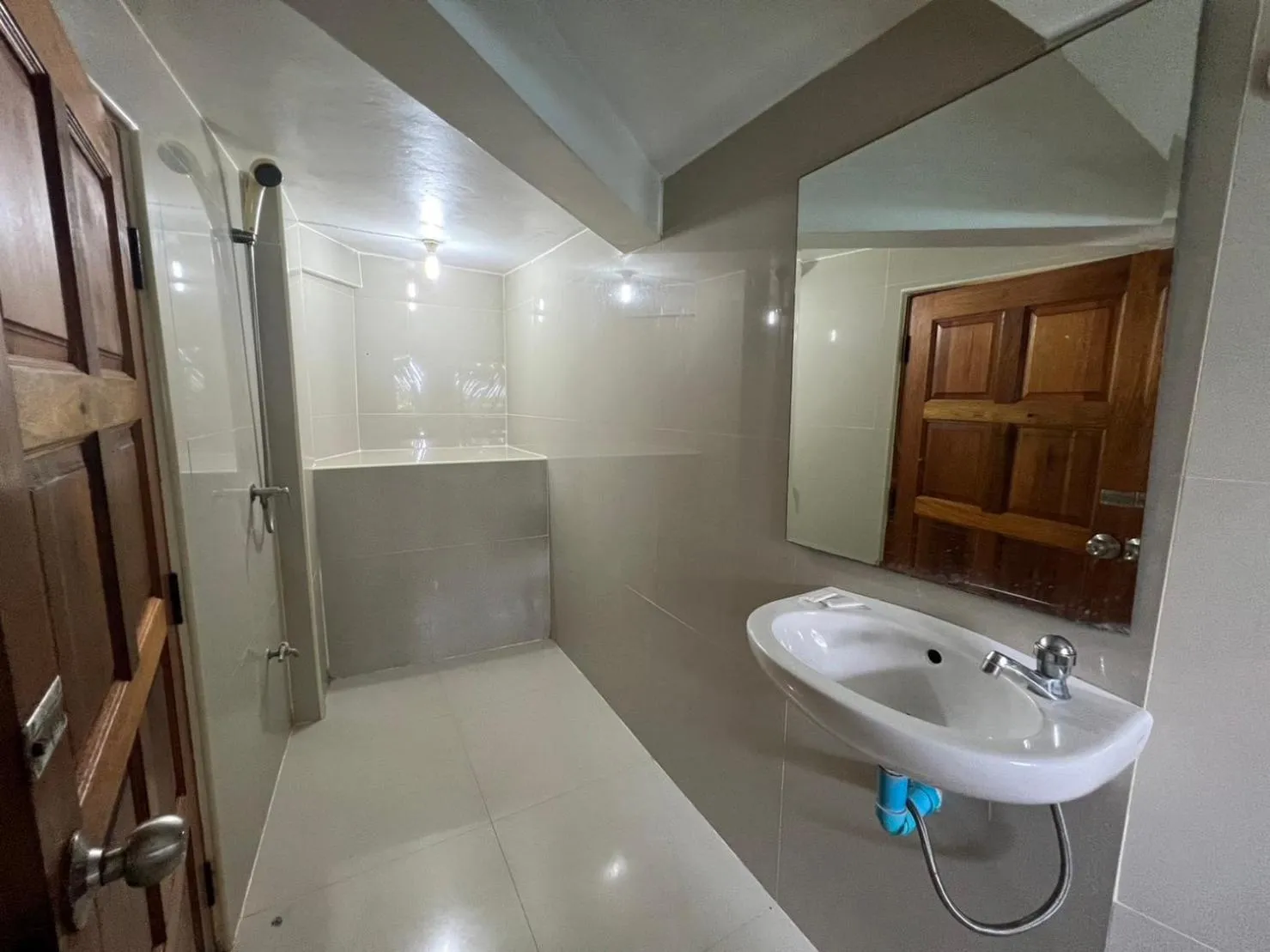 Hin Wong Apartments Dive & Snorkel Resort