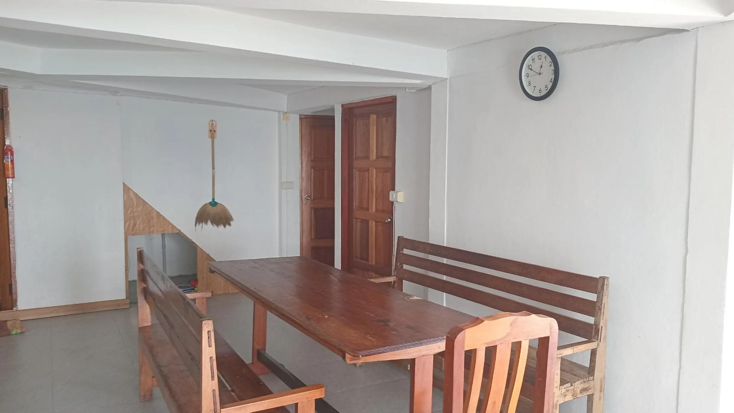 Hin Wong Apartments Dive & Snorkel Resort