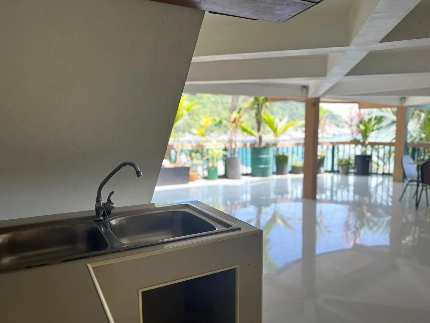 Hin Wong Apartments Dive & Snorkel Resort