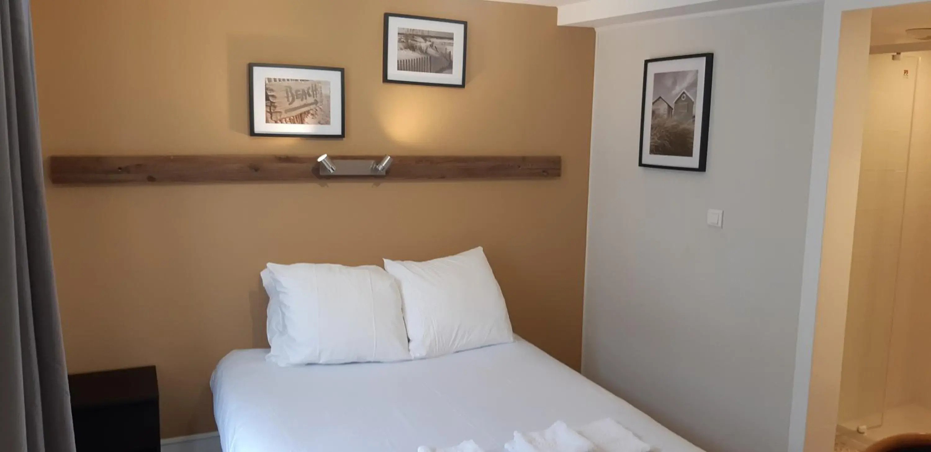 Suite in Hôtel Au Grand Duquesne Suite in Hôtel Au Grand Duquesne