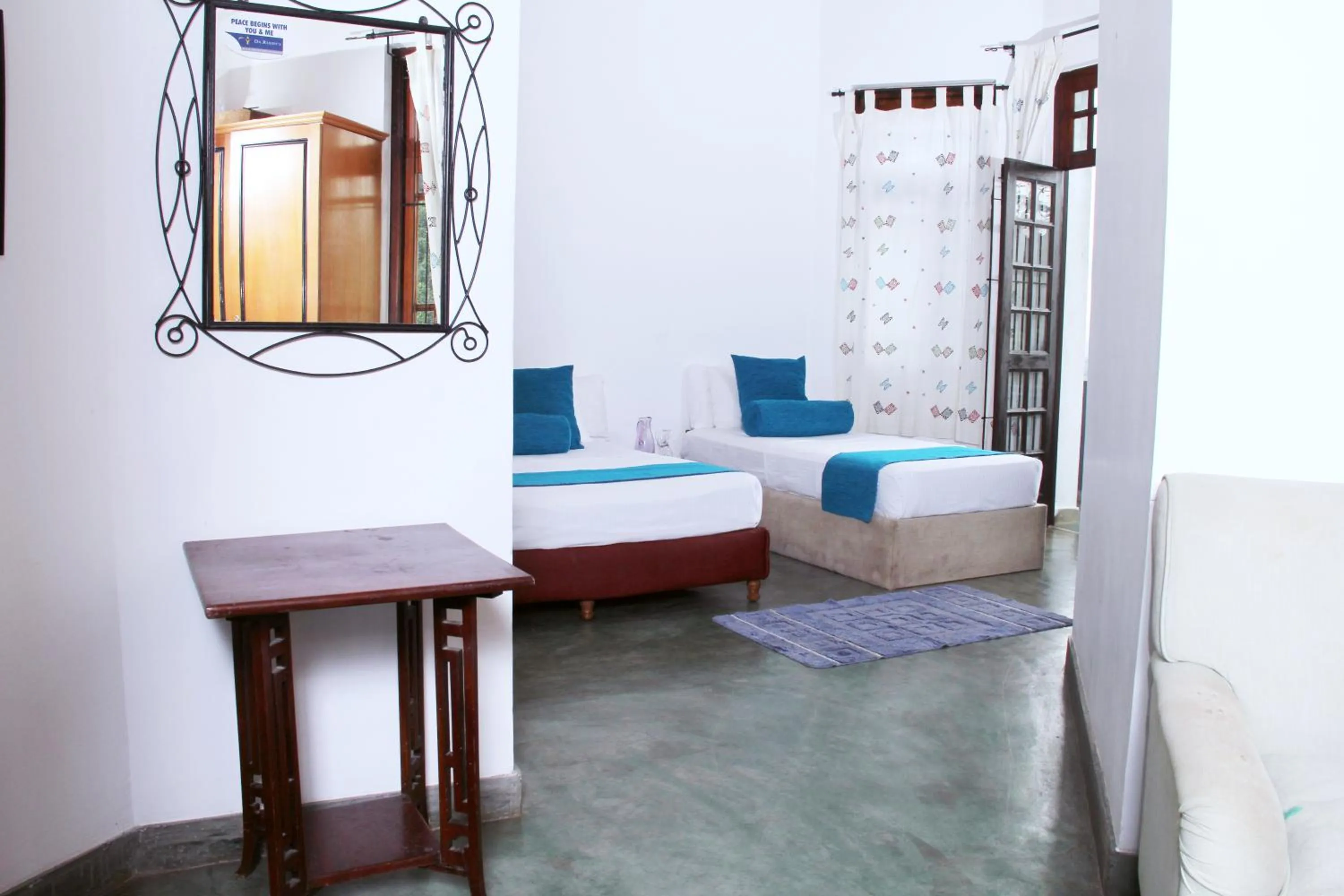 Deluxe Triple Room - single occupancy - City & Forest View in Bethel Rest Homestay