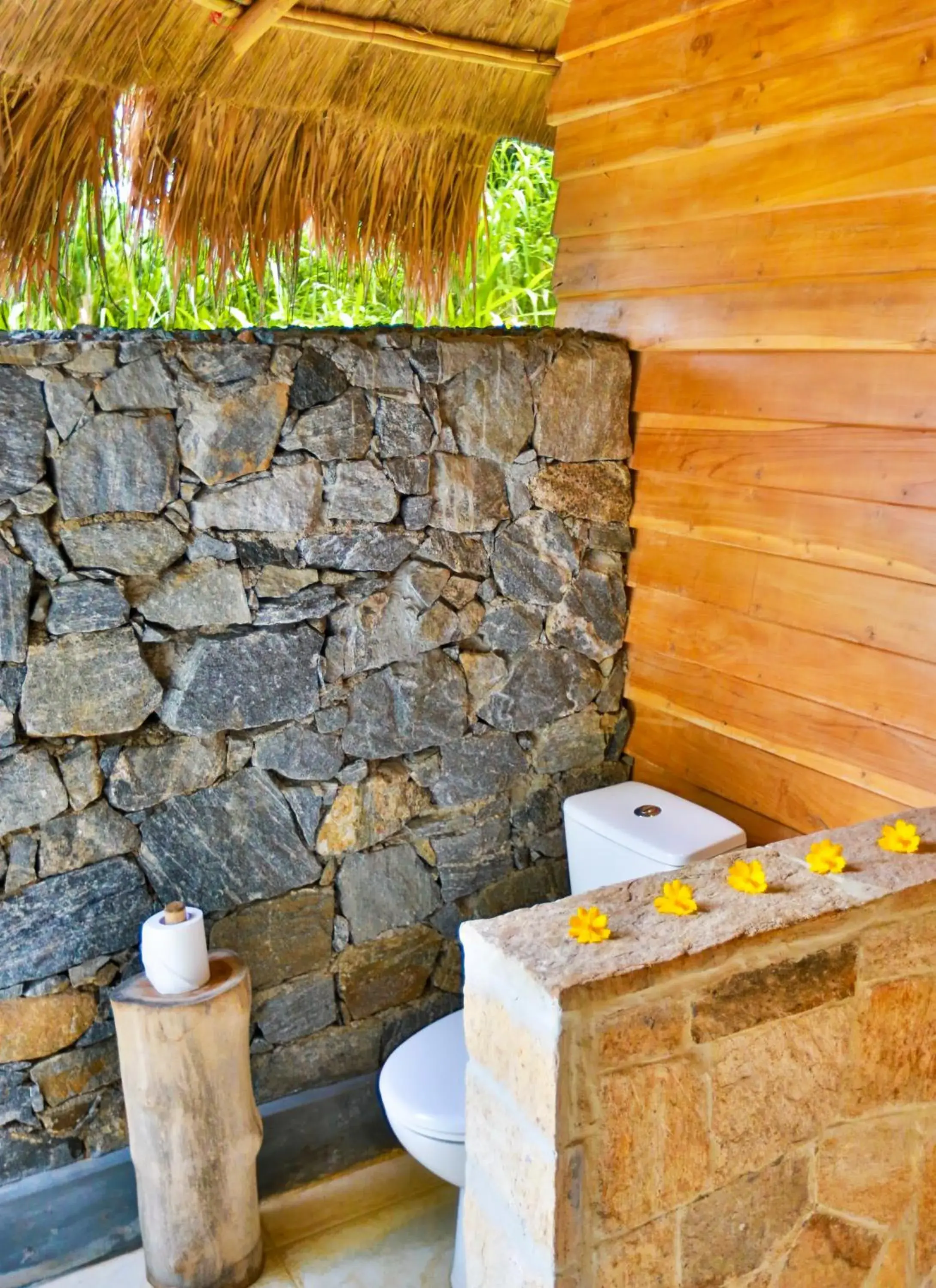 Deluxe Bungalow - single occupancy in Gal Oya Lodge Deluxe Bungalow - single occupancy in Gal Oya Lodge