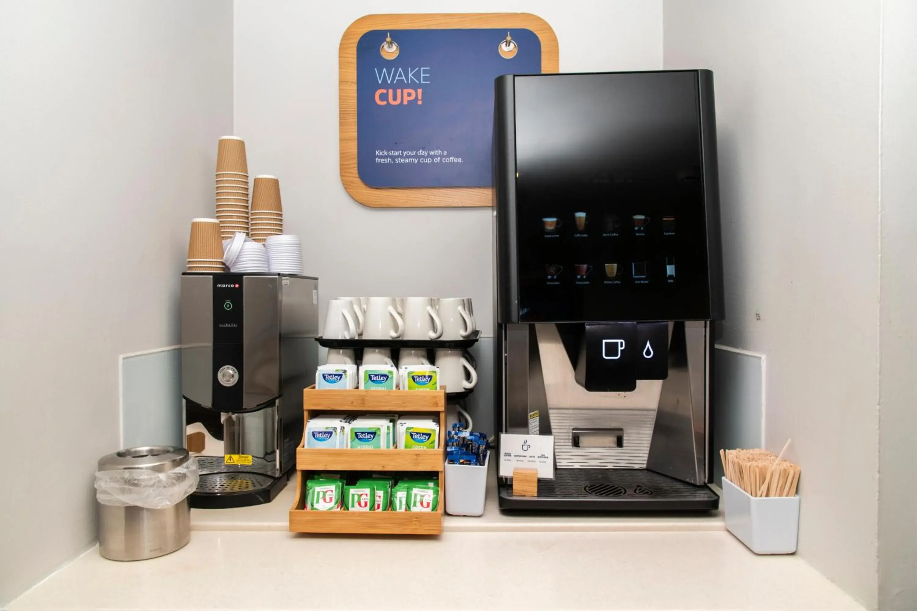 Buffet breakfast in Holiday Inn Express Stirling by IHG Buffet breakfast in Holiday Inn Express Stirling by IHG