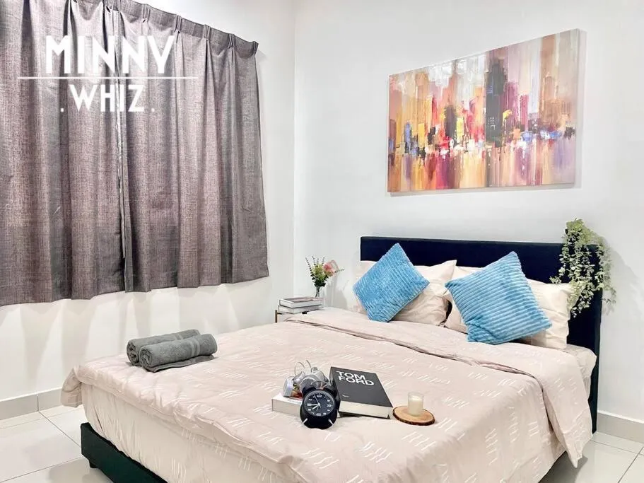 Bed in Couple Suite Trader Garden Pool View #16