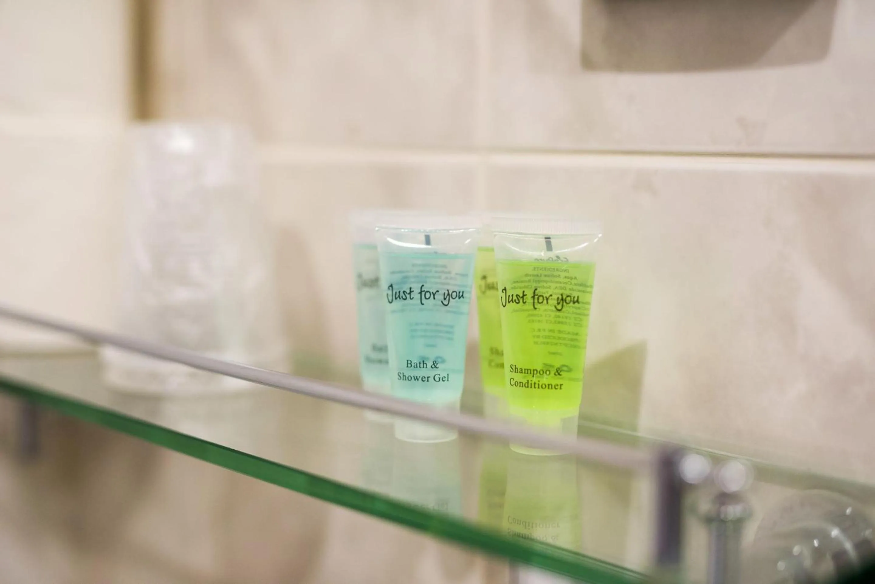 Bathroom in Loch Ness Drumnadrochit Hotel