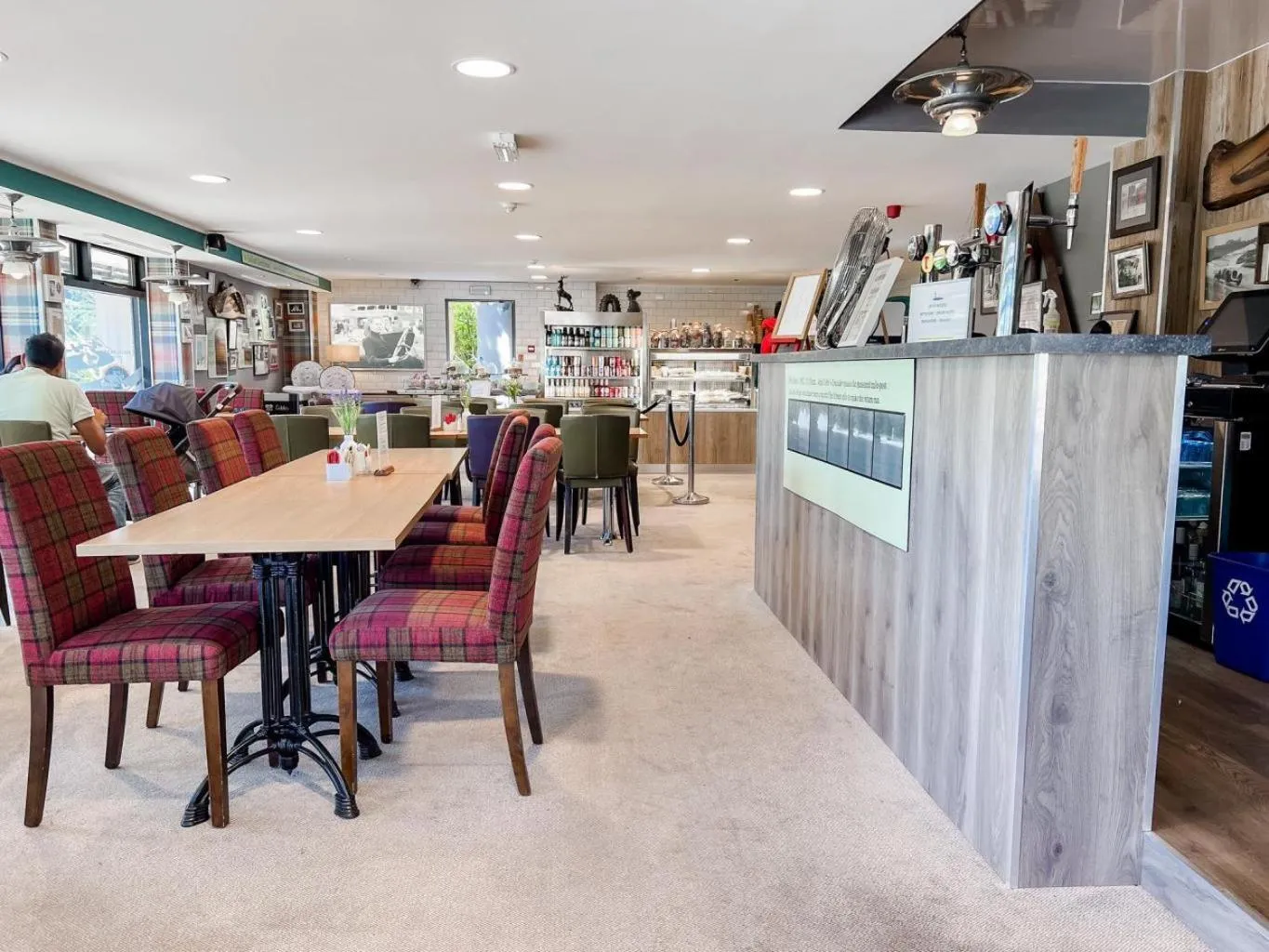 Lounge or bar in Loch Ness Drumnadrochit Hotel