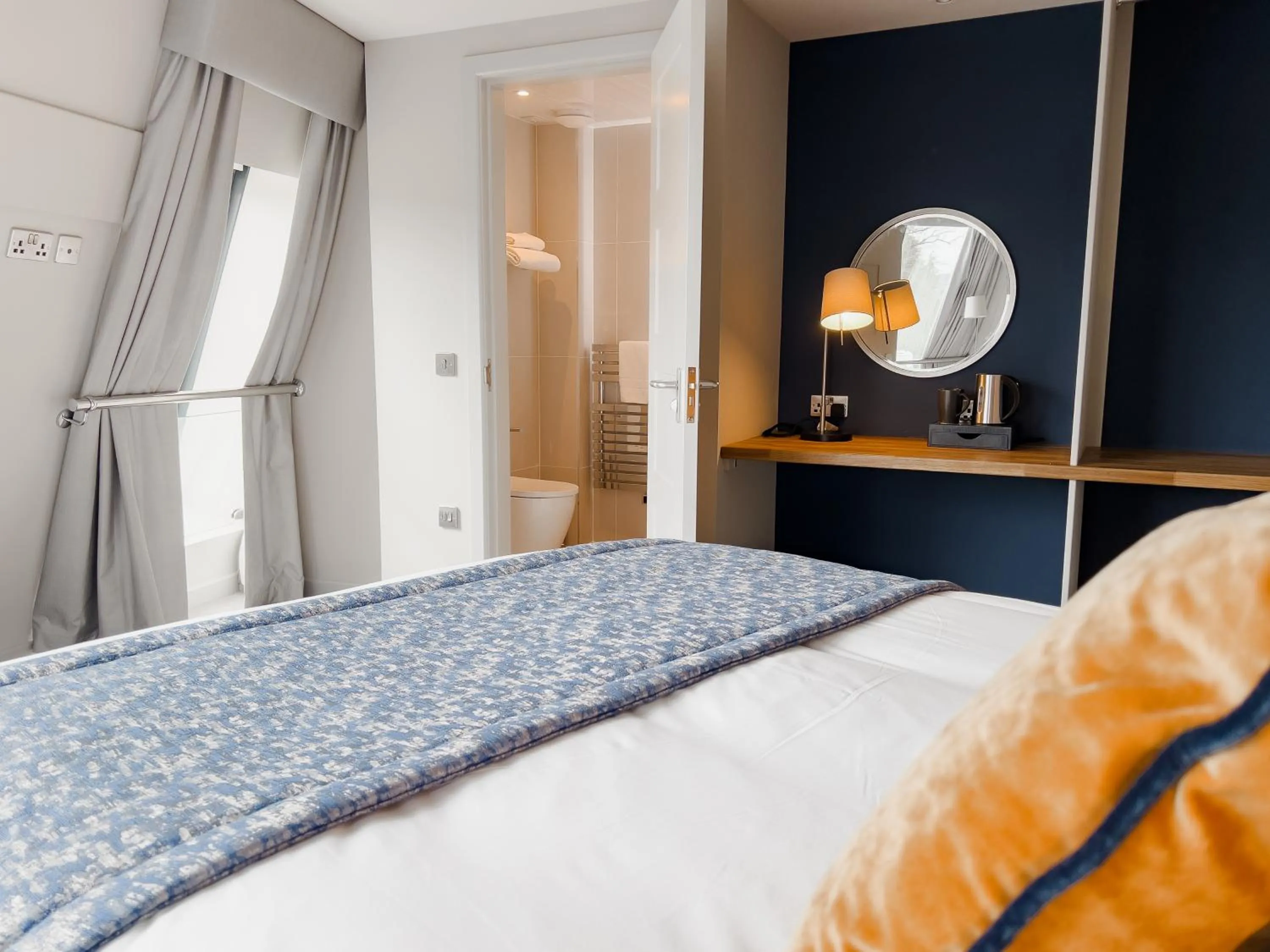 Bed in Loch Ness Drumnadrochit Hotel