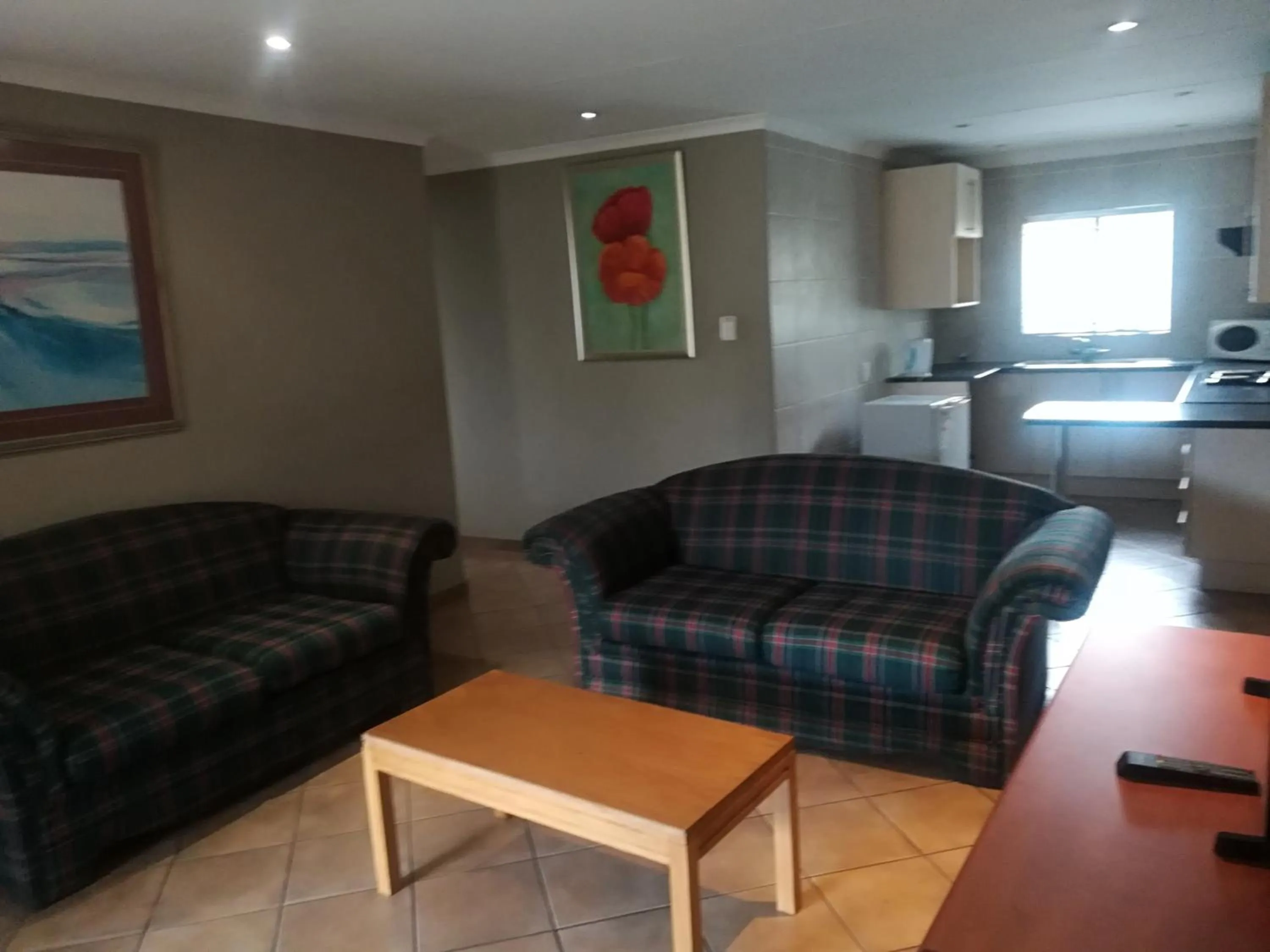 Living room in Airport Lodge Guest House