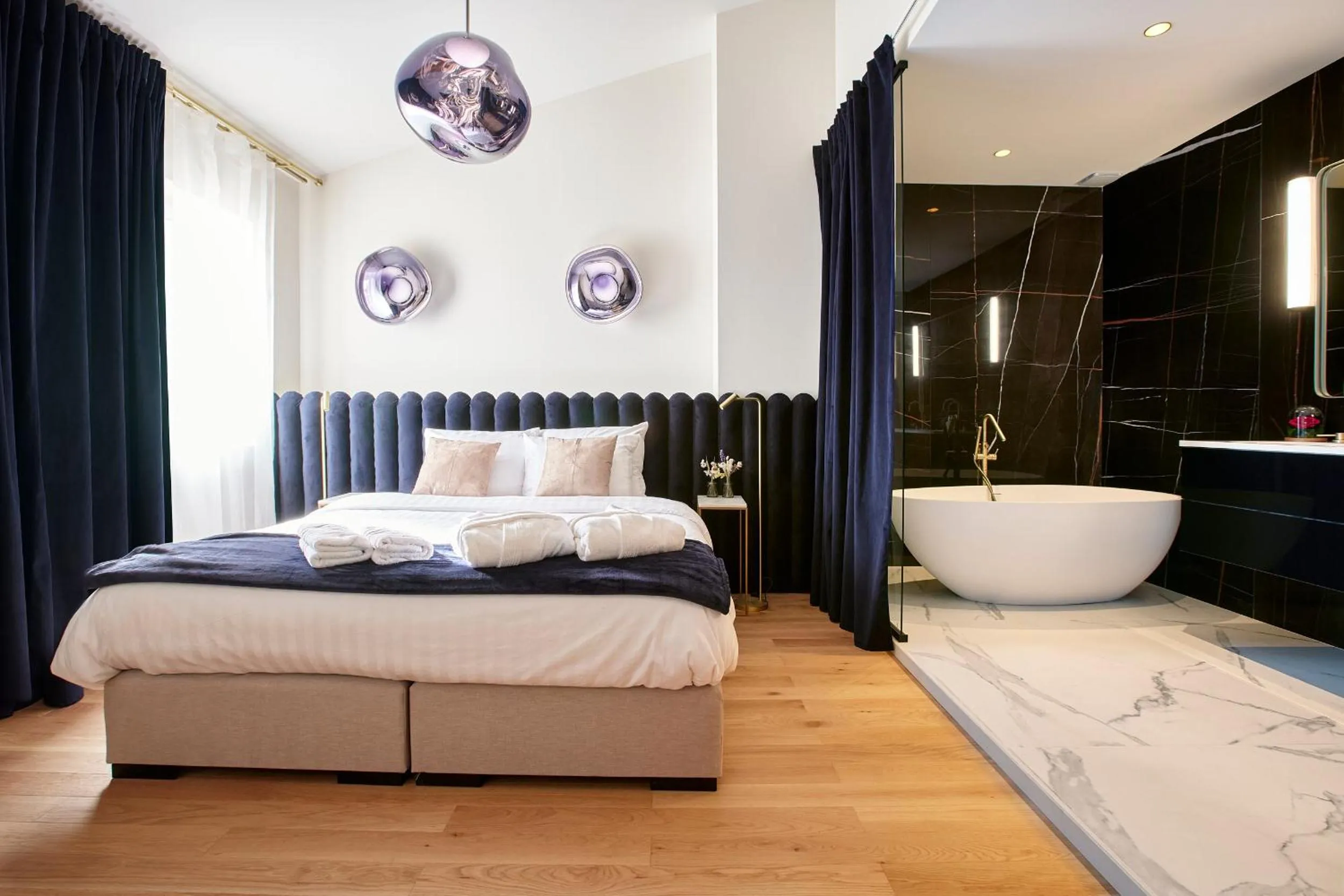 Bed in Maison Heym Bordeaux