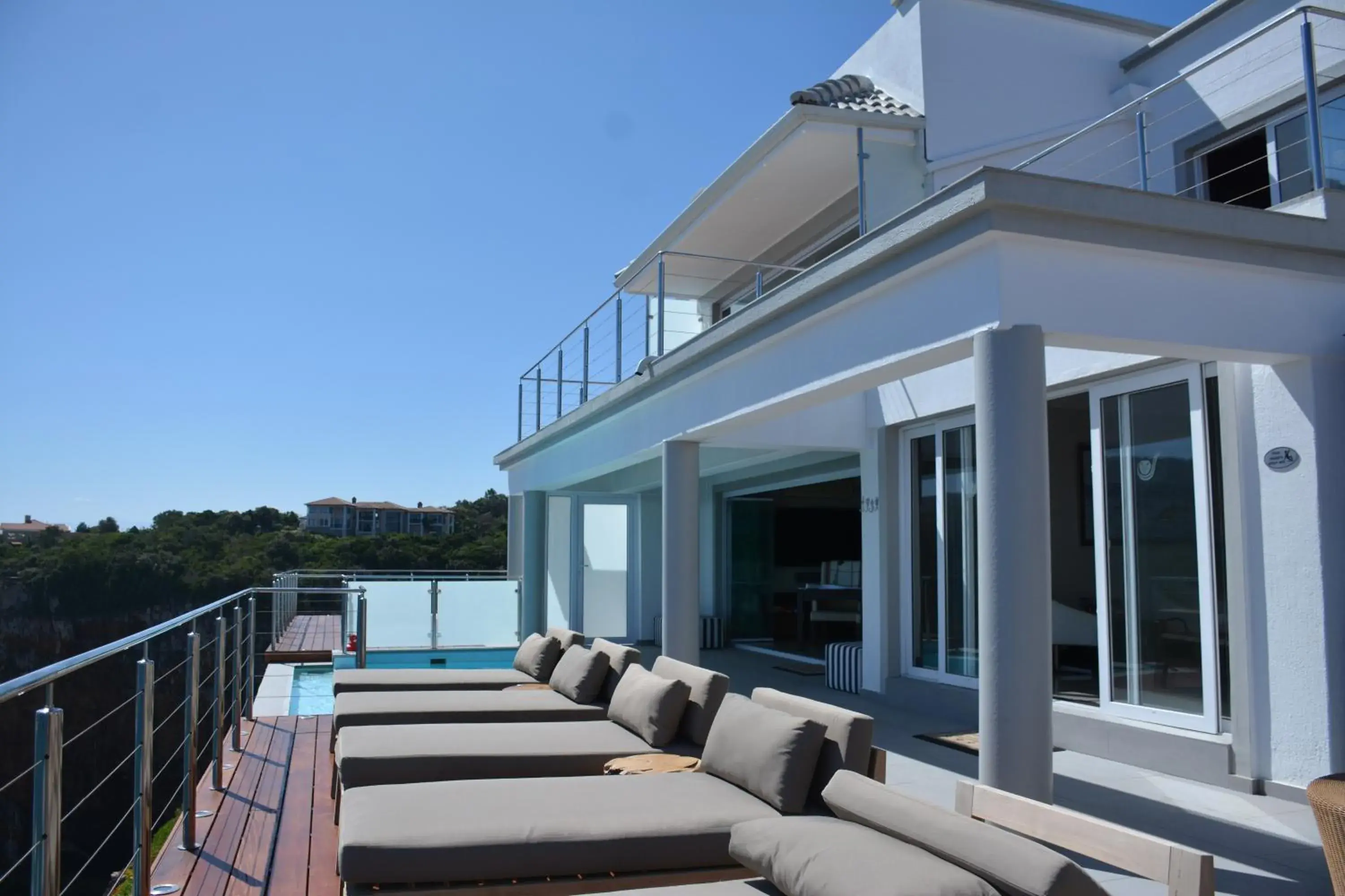 Property building in Head over Hills Property building in Head over Hills