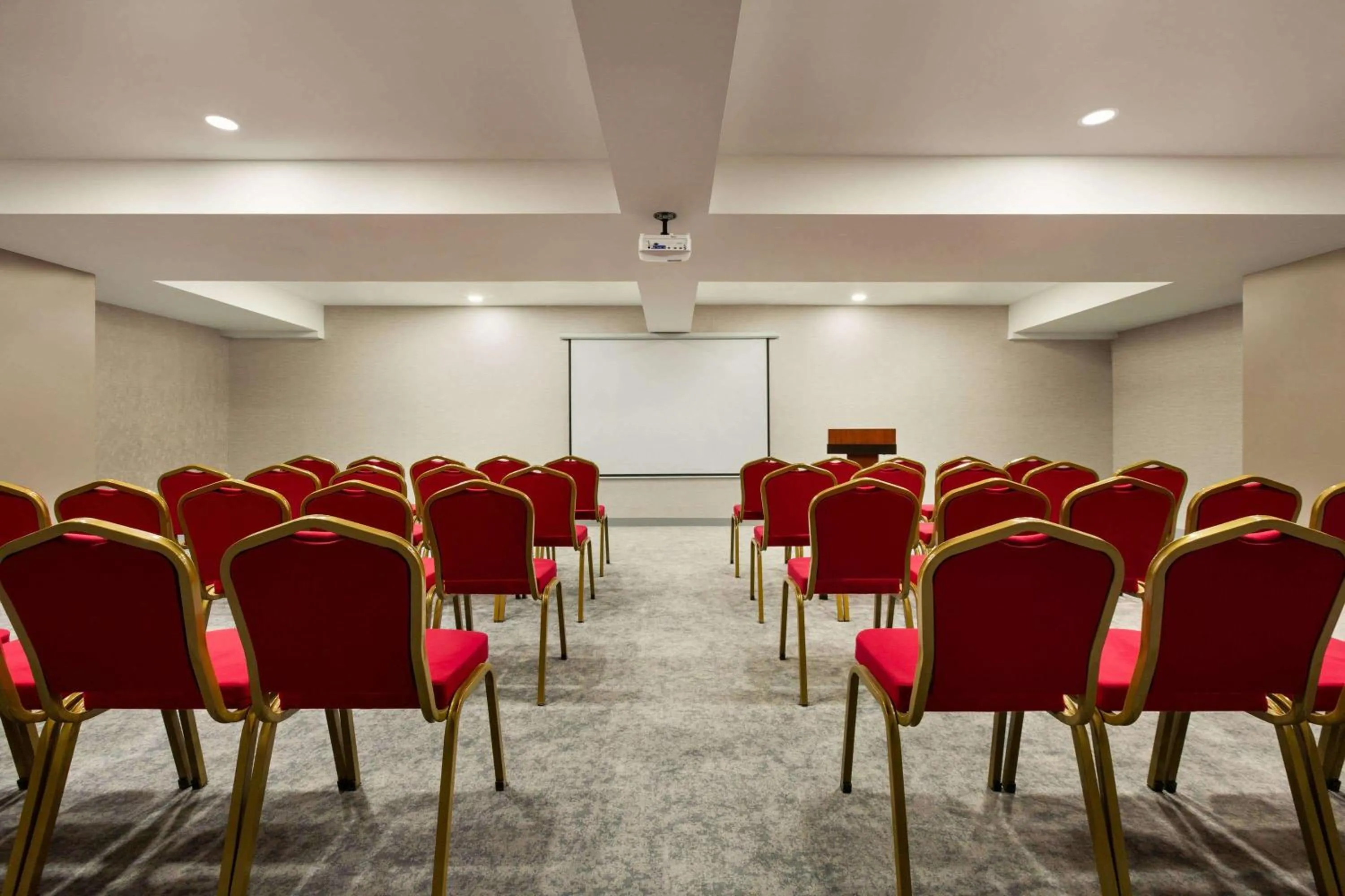 Meeting/conference room in Ramada Encore by Wyndham Istanbul Arnavutkoy