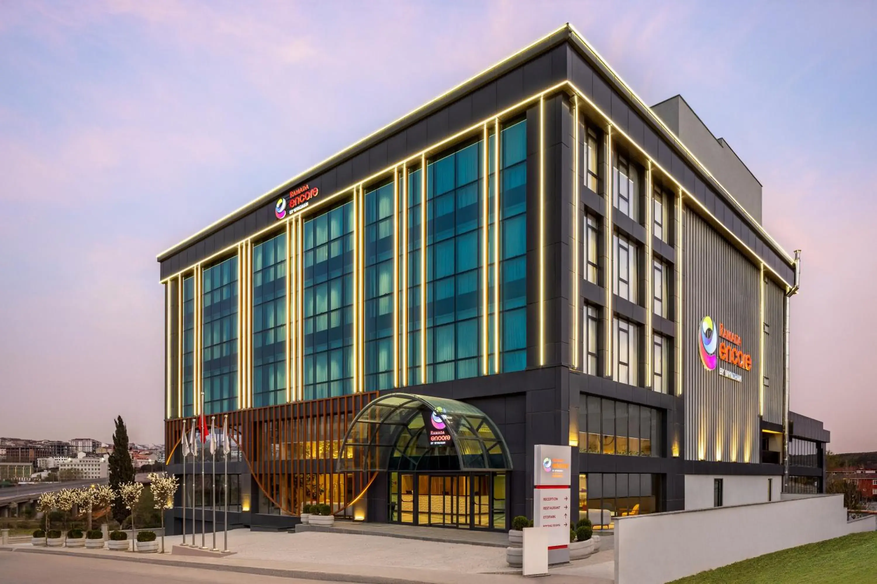 Property building in Ramada Encore by Wyndham Istanbul Arnavutkoy Property building in Ramada Encore by Wyndham Istanbul Arnavutkoy
