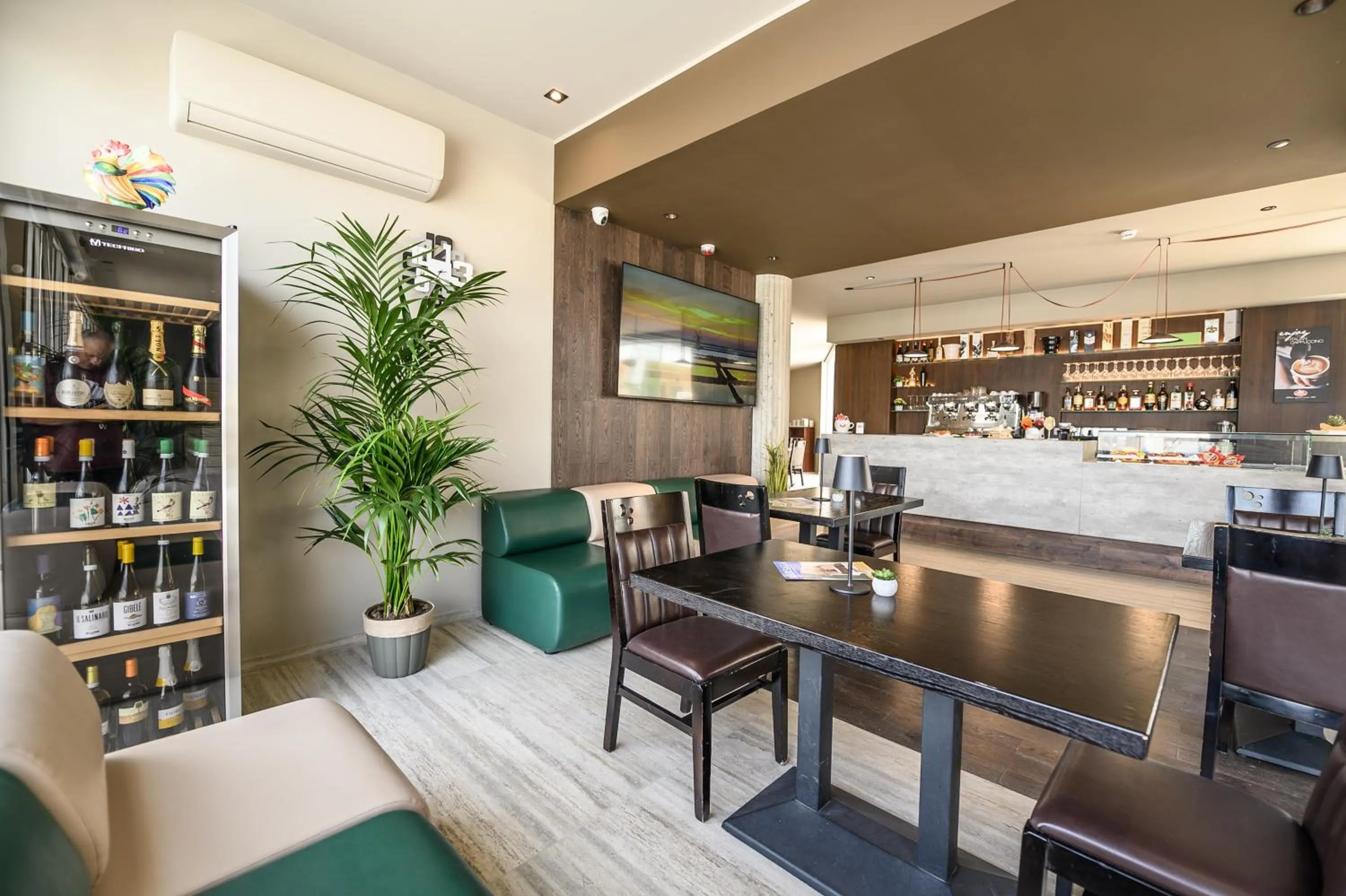 Lobby or reception in Baitan Hotel